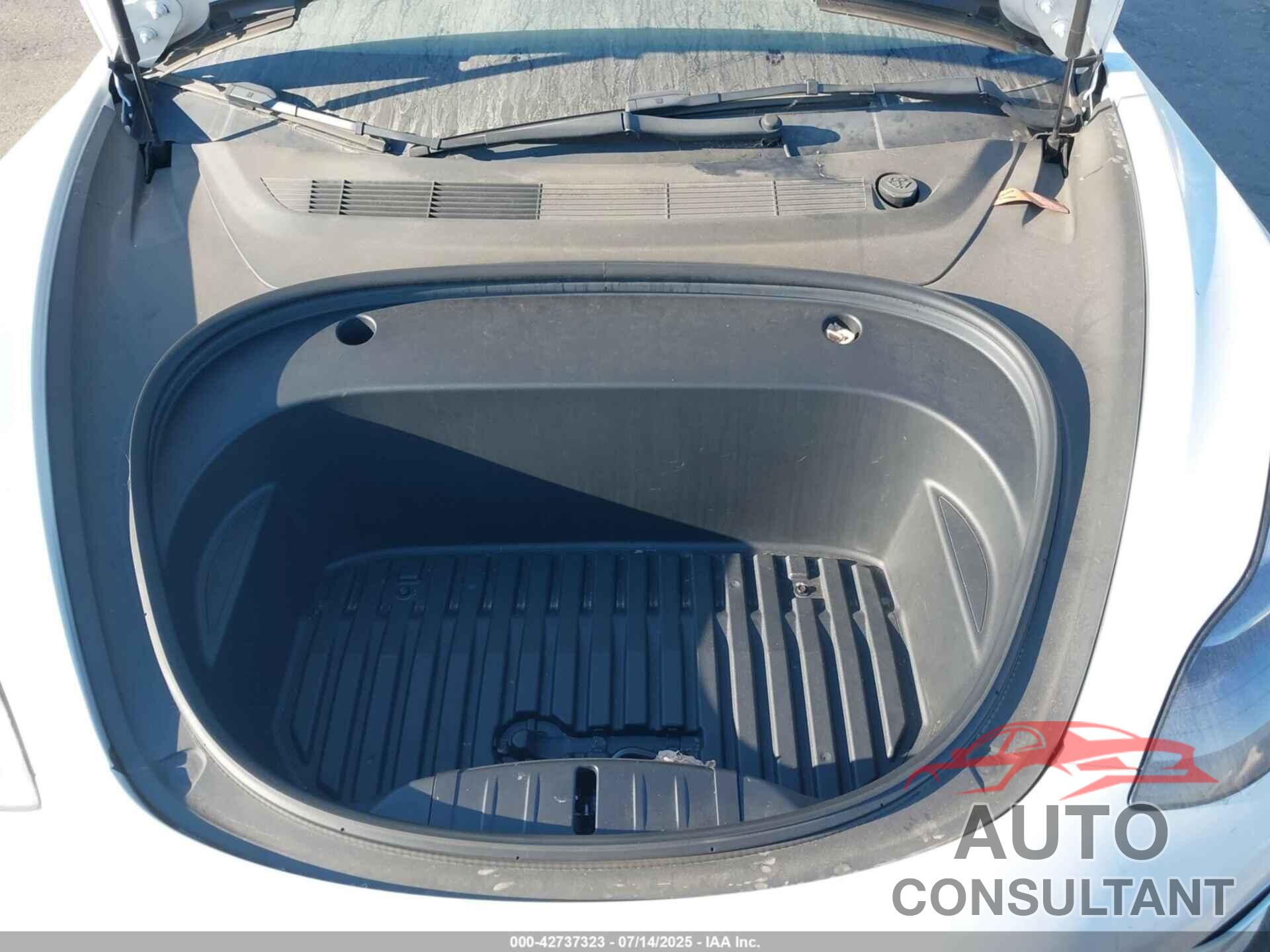 TESLA MODEL 3 2023 - 5YJ3E1EB2PF392697