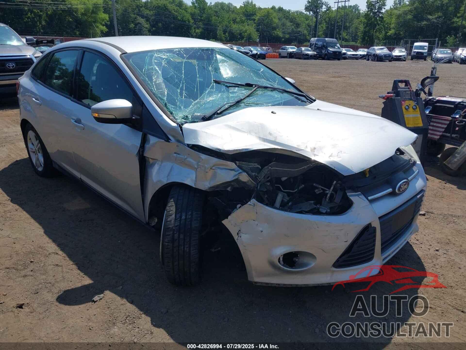 FORD FOCUS 2014 - 1FADP3F2XEL409139