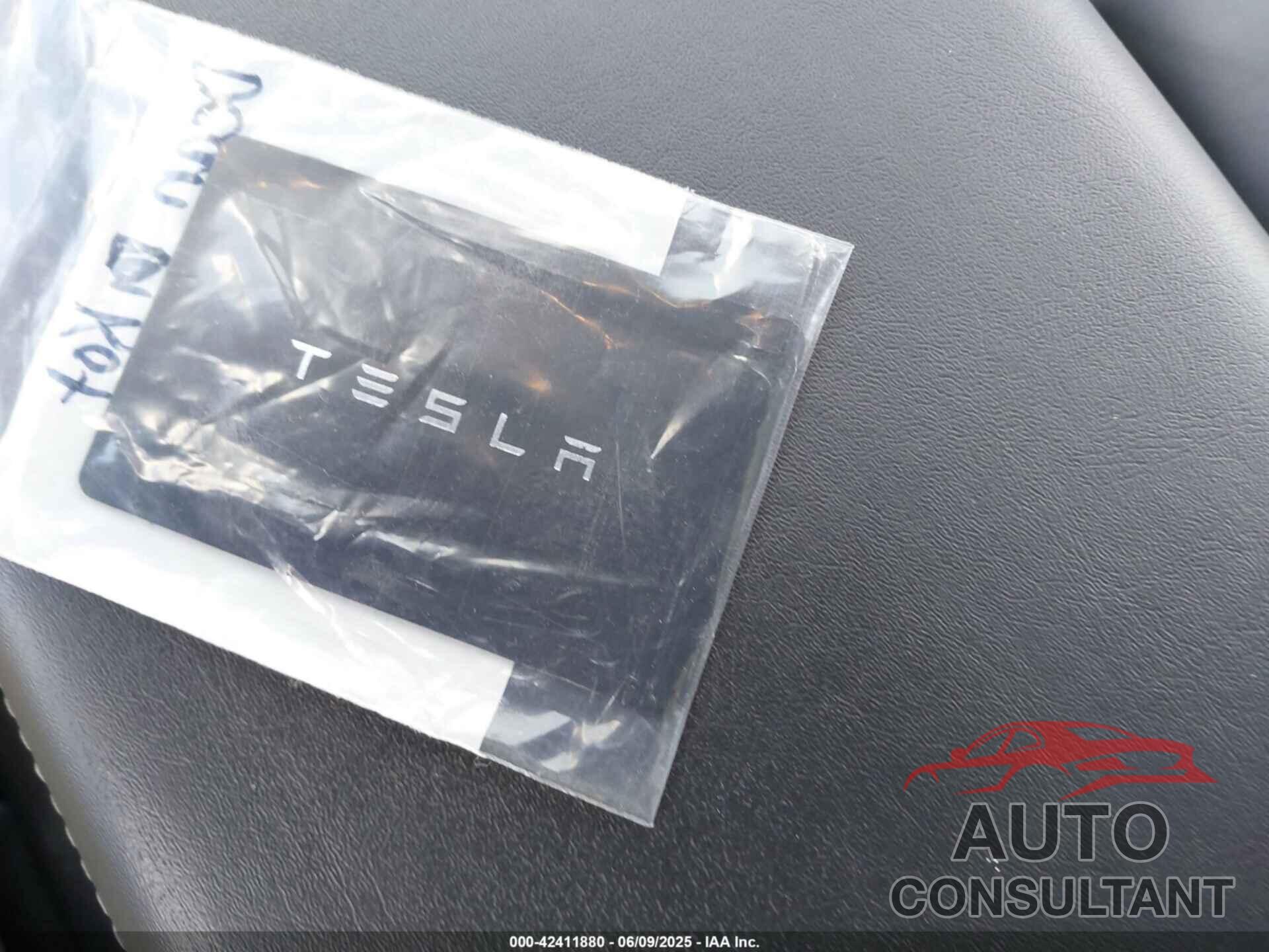 TESLA MODEL 3 2021 - 5YJ3E1EB9MF974887