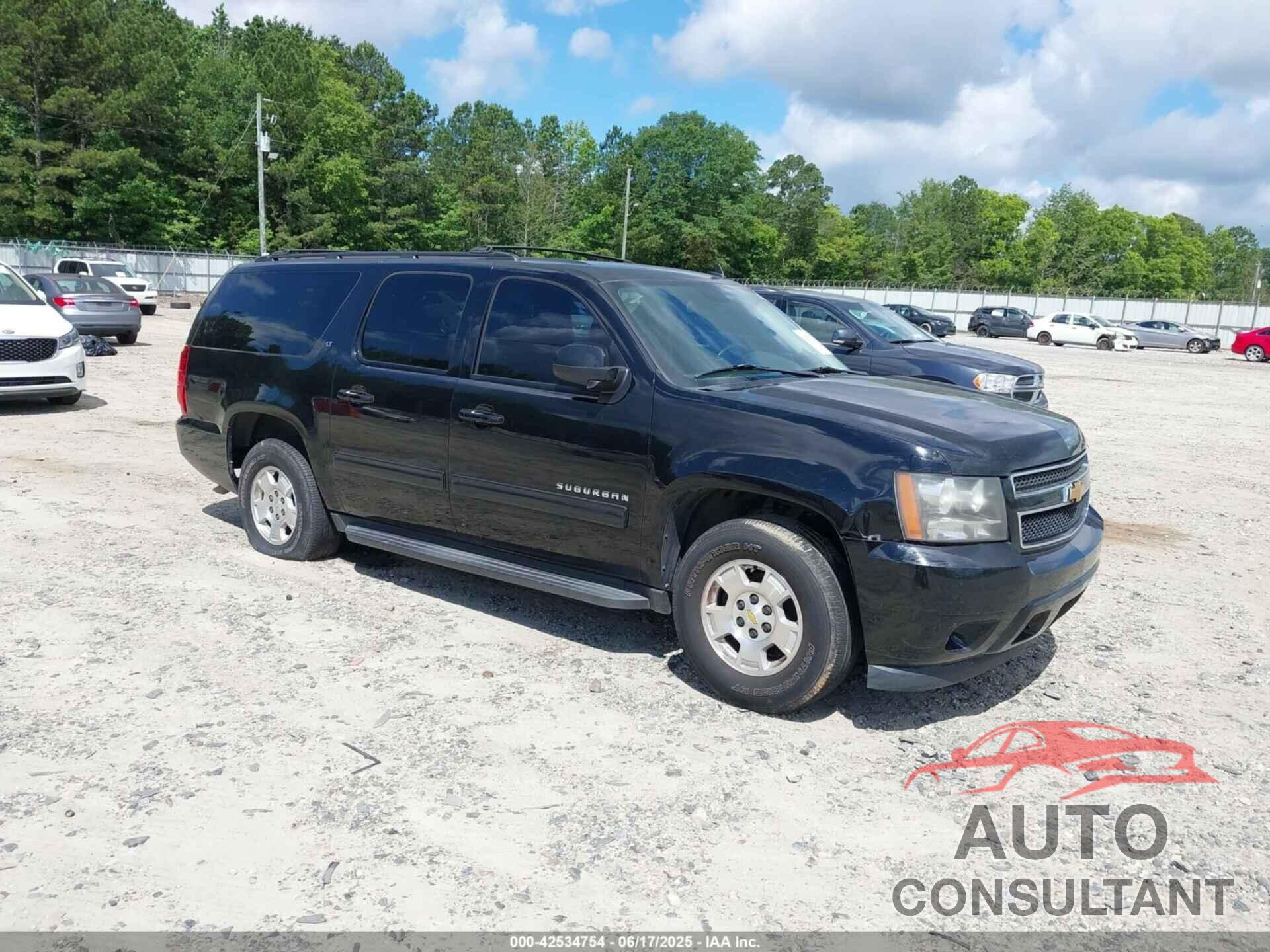 CHEVROLET SUBURBAN 1500 2010 - 1GNUCJE08AR192831