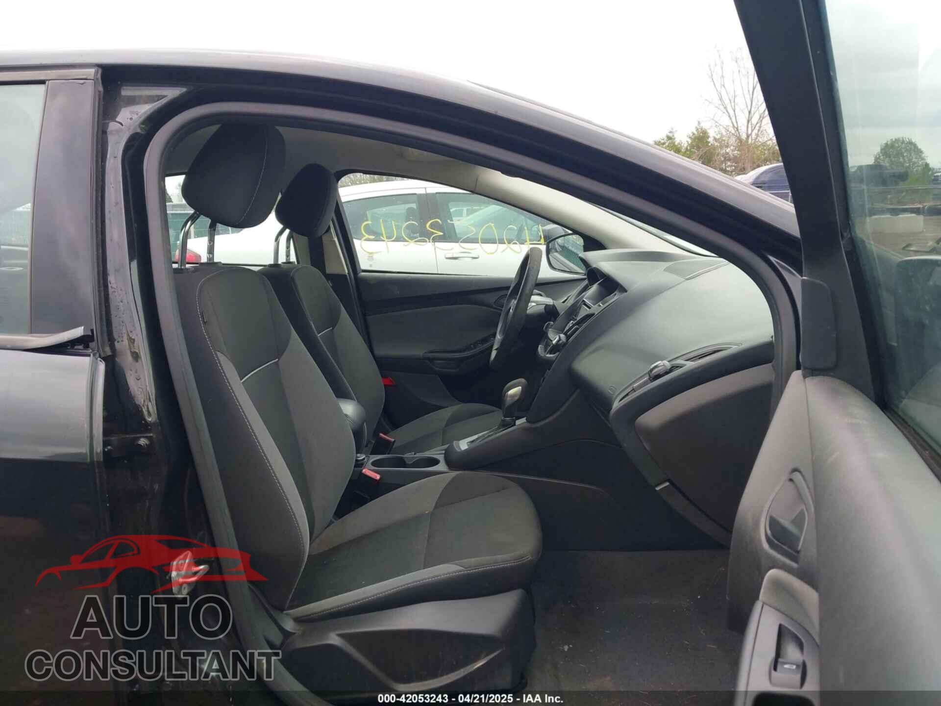 FORD FOCUS 2012 - 1FAHP3F27CL112277