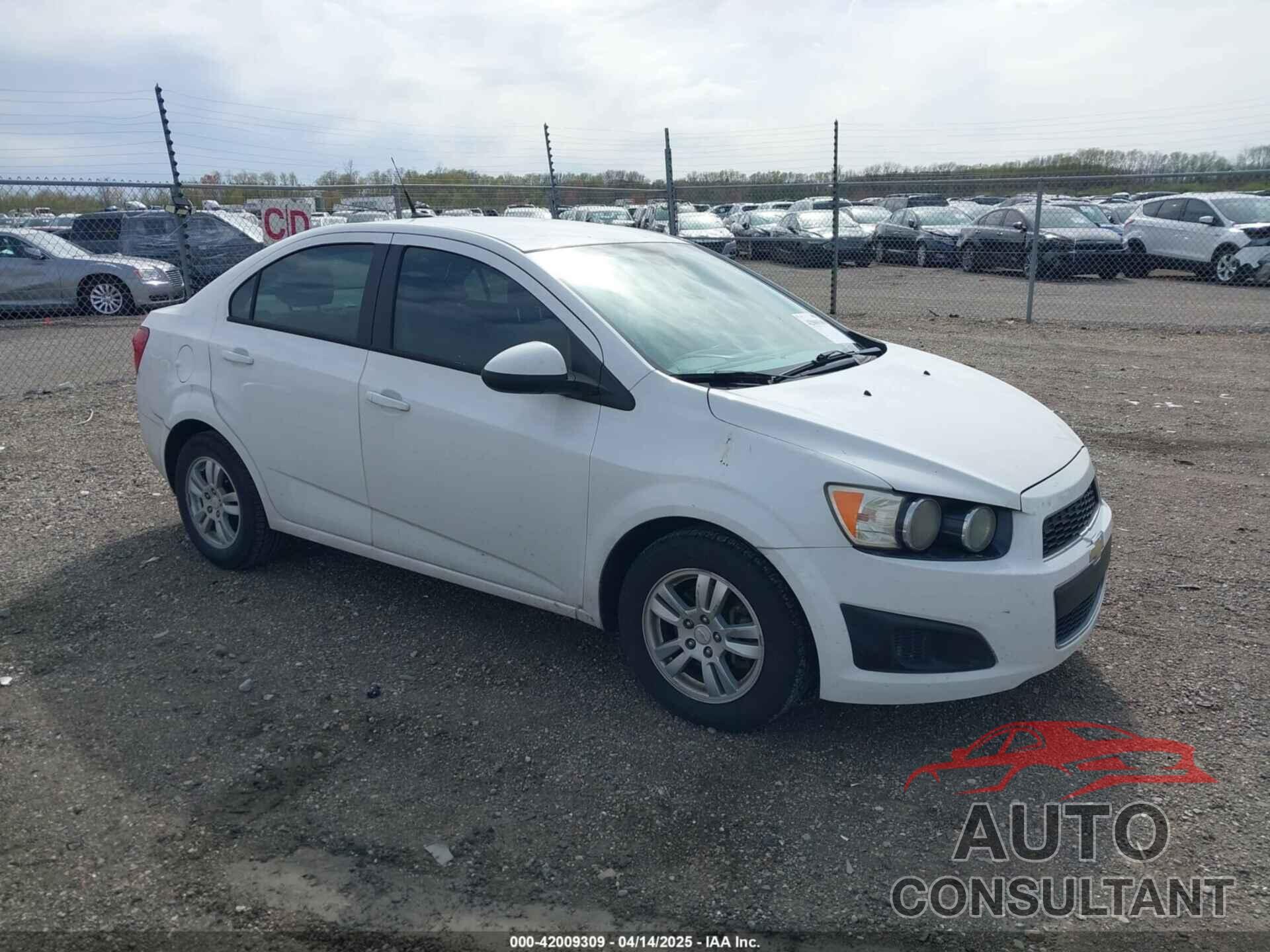 CHEVROLET SONIC 2012 - 1G1JA5SH3C4129311