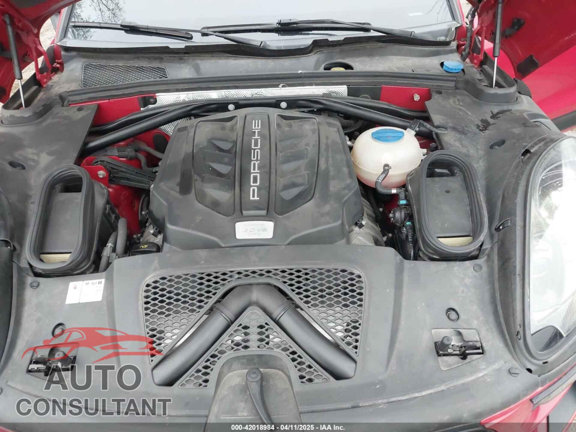 PORSCHE MACAN 2017 - WP1AG2A55HLB51155
