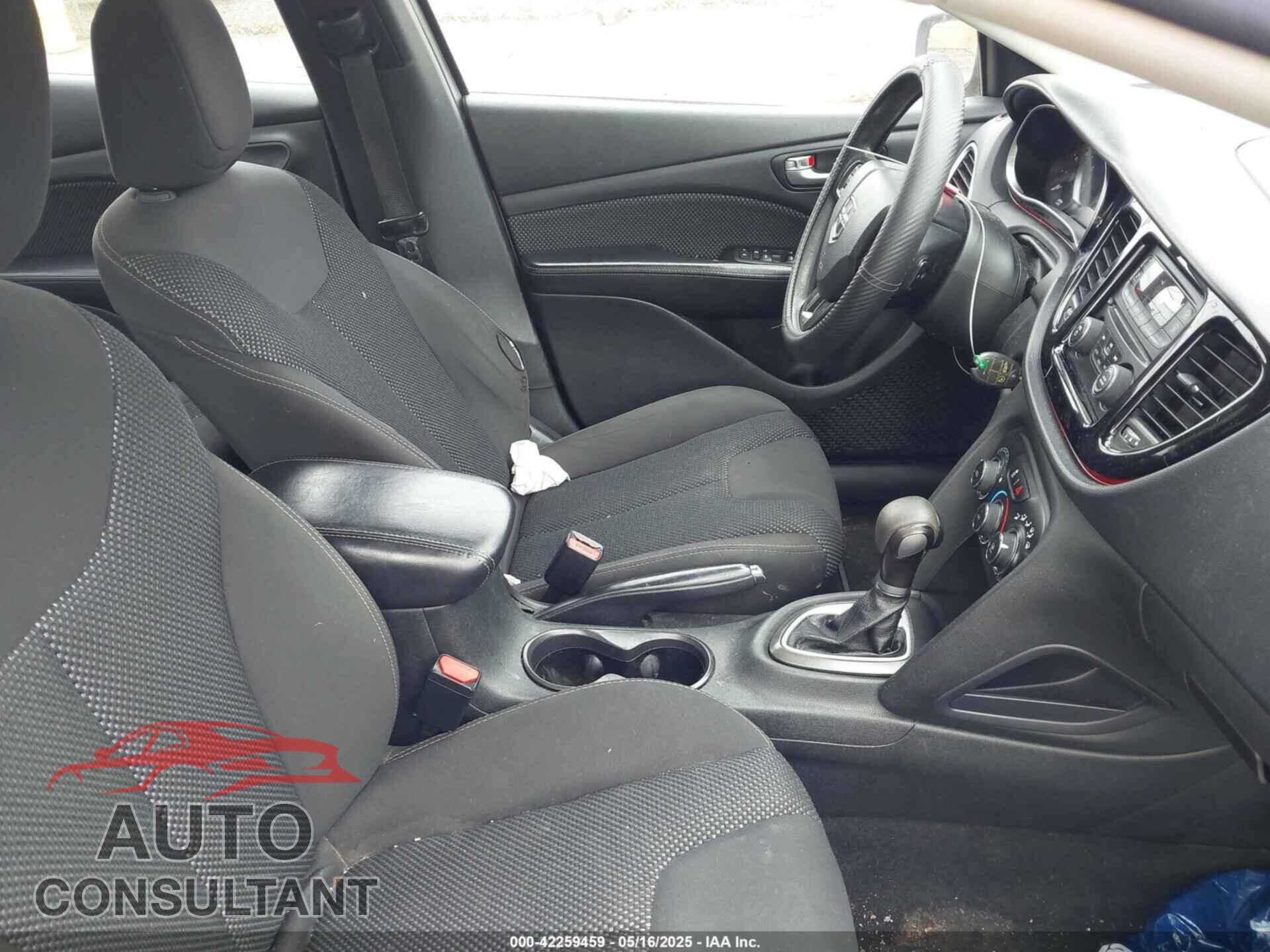 DODGE DART 2015 - 1C3CDFBB8FD286477