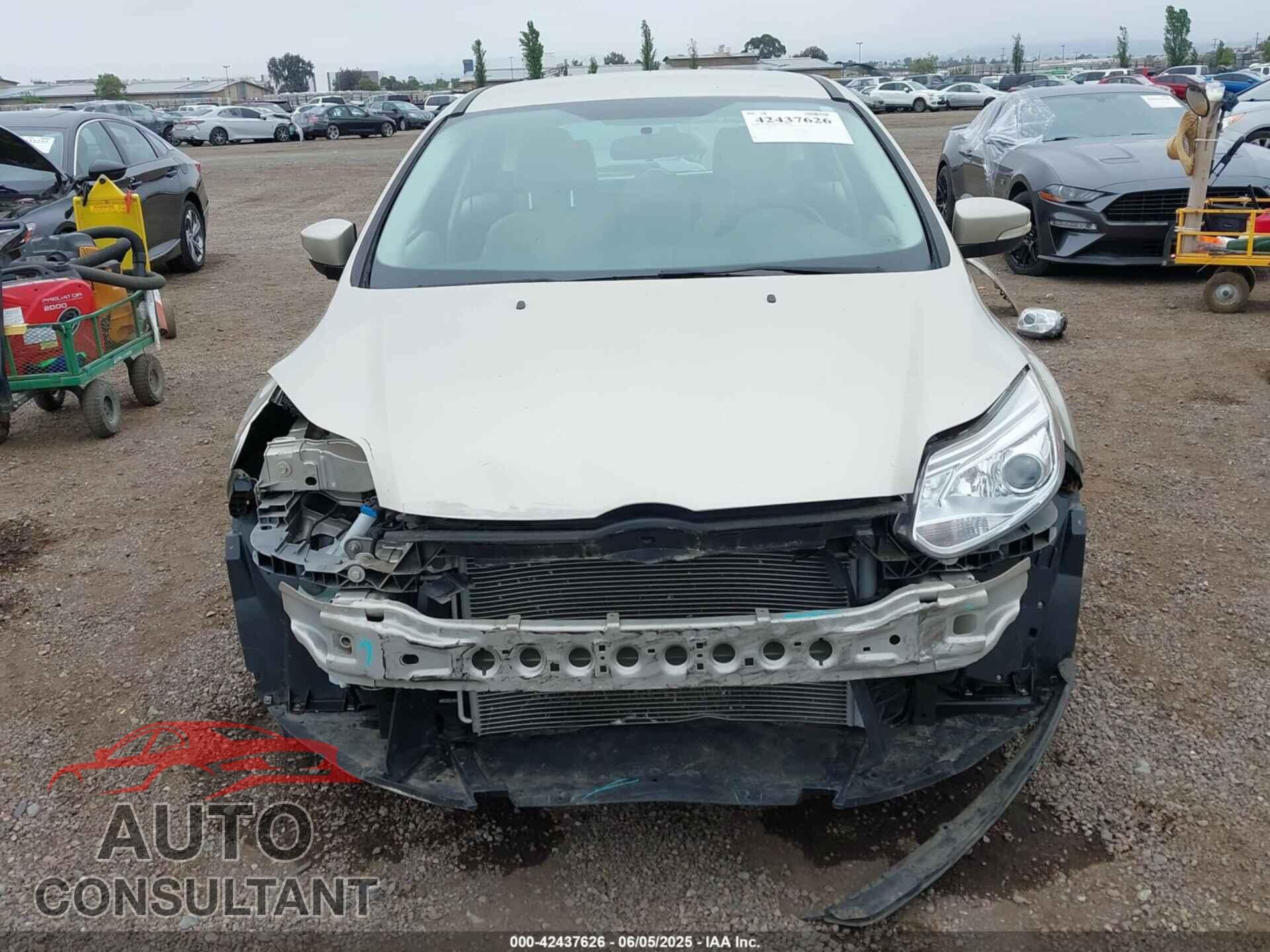 FORD FOCUS ELECTRIC 2017 - 1FADP3R48HL263616
