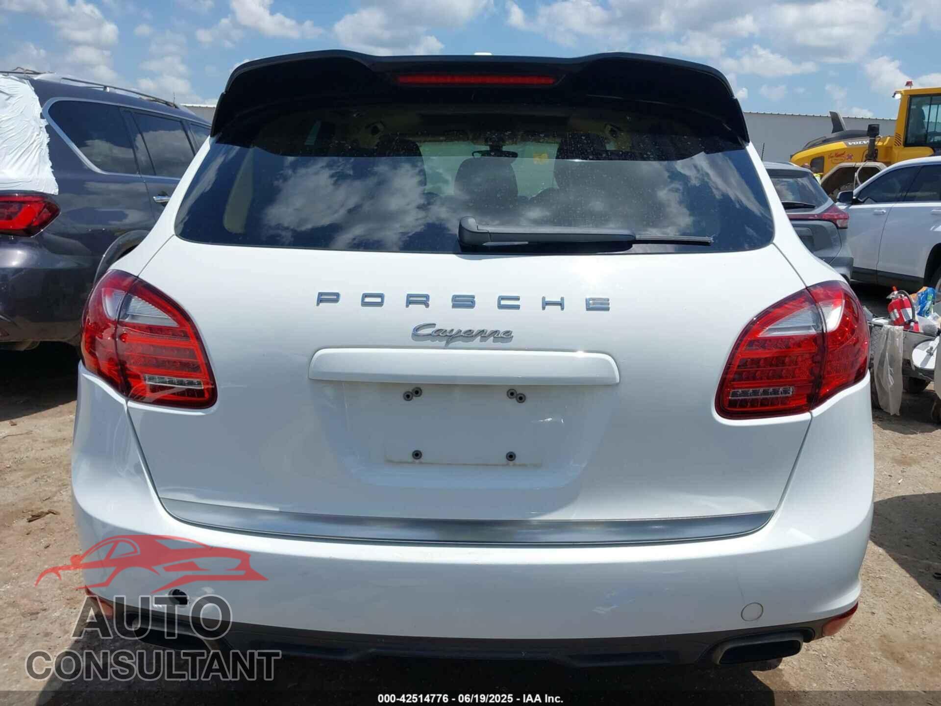 PORSCHE CAYENNE 2014 - WP1AA2A28ELA03925
