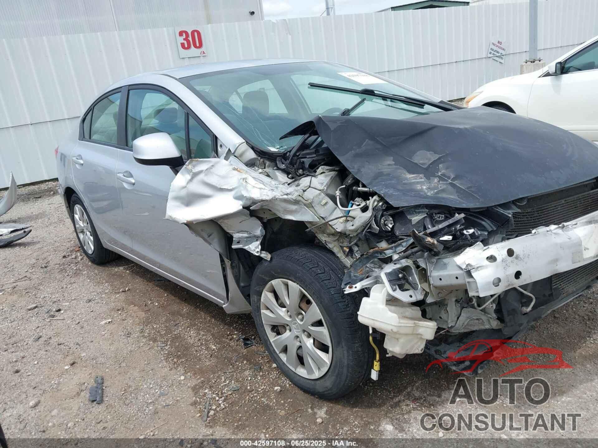 HONDA CIVIC 2012 - 2HGFB2F57CH525805