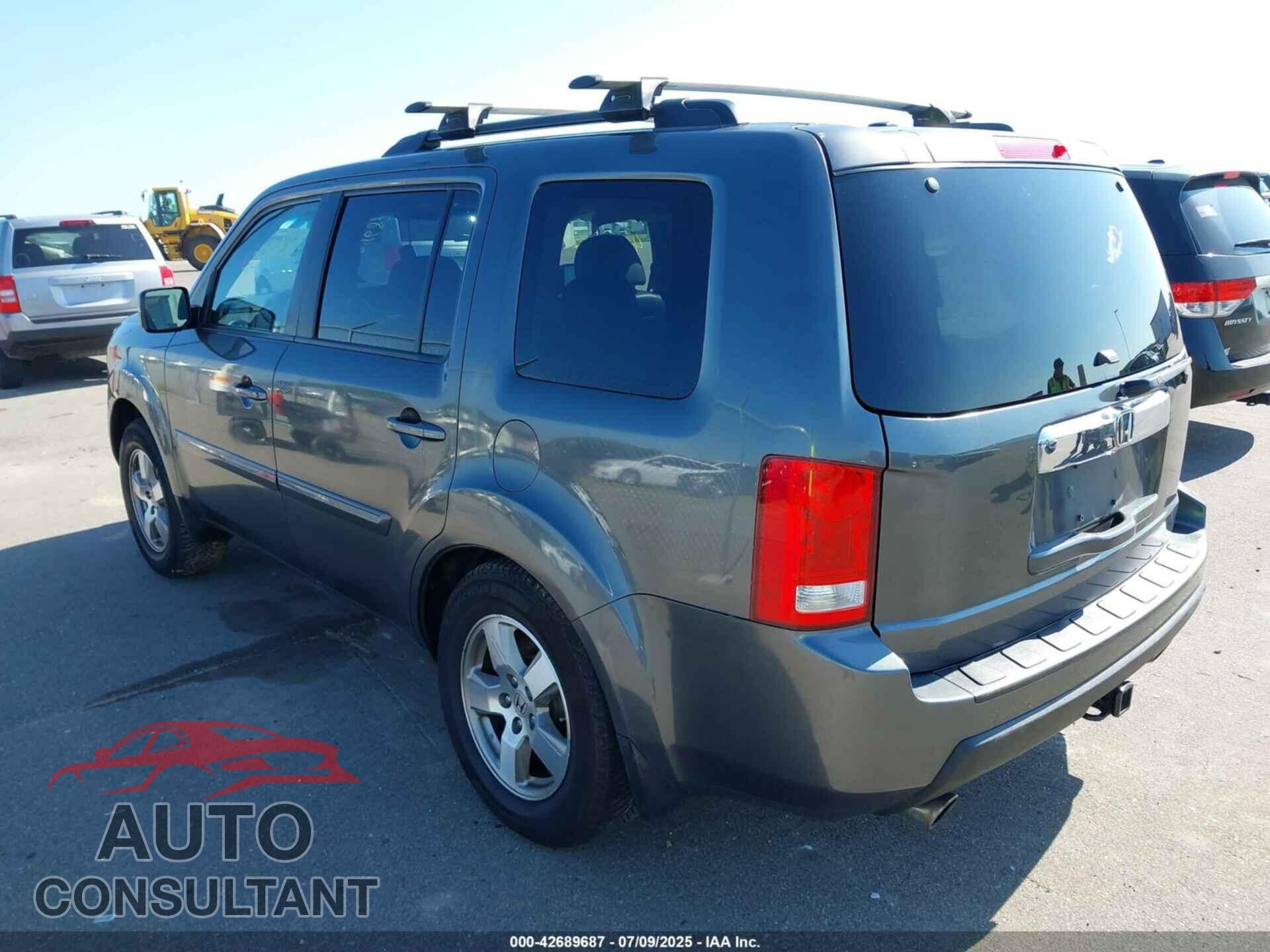 HONDA PILOT 2011 - 5FNYF4H52BB044594