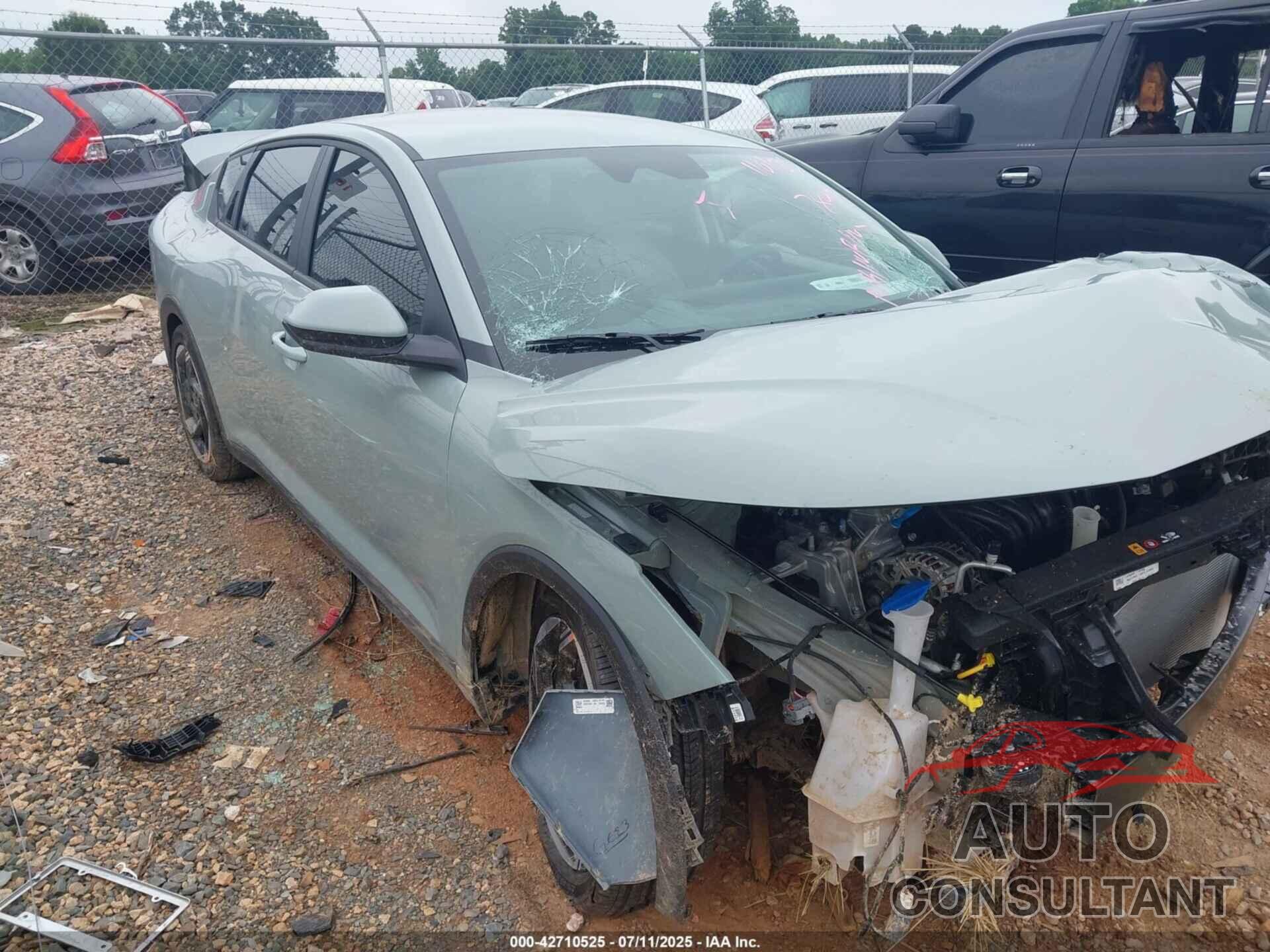 KIA K4 2025 - 3KPFU4DE3SE137892