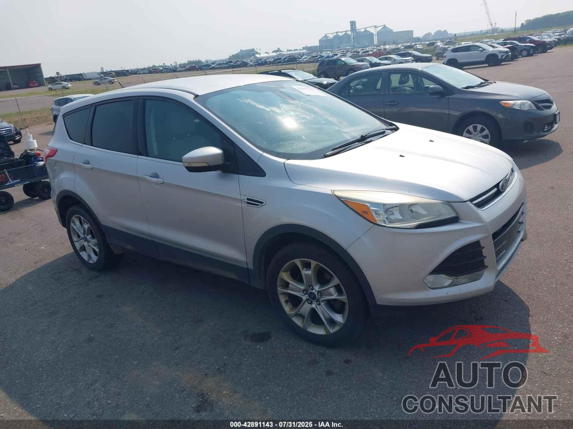 FORD ESCAPE 2013 - 1FMCU9HX3DUD11813