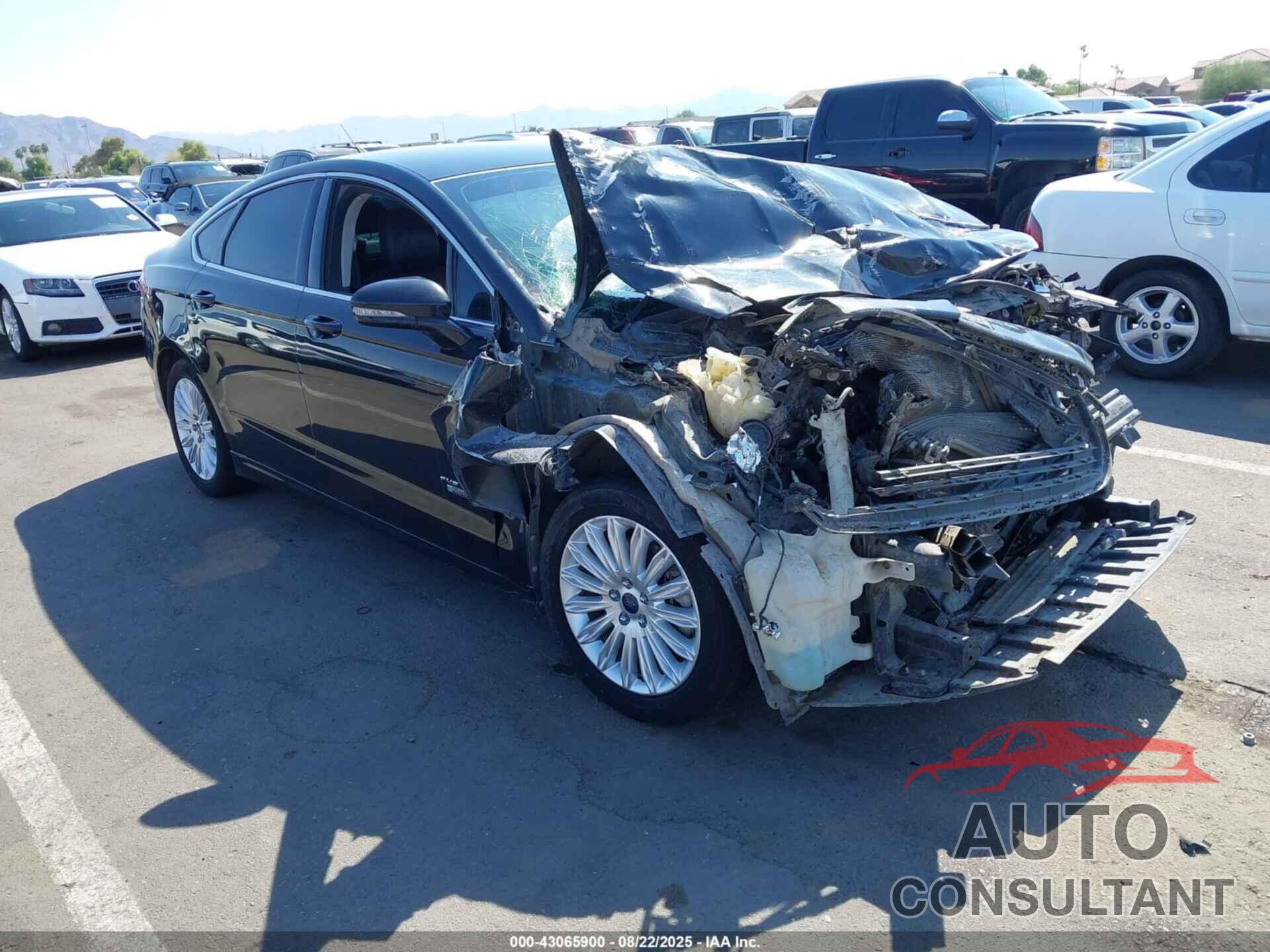 FORD FUSION ENERGI 2013 - 3FA6P0PU5DR235584
