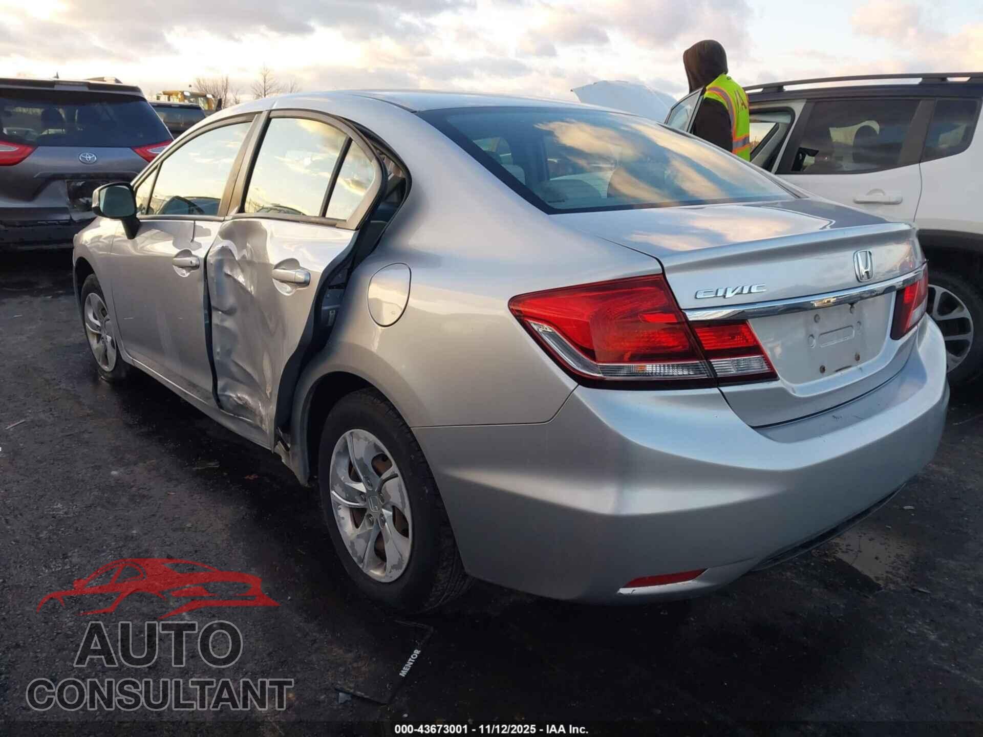 HONDA CIVIC 2013 - 19XFB2F55DE049632