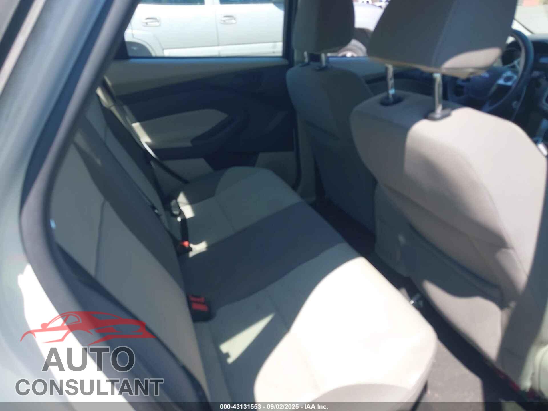 FORD FOCUS 2012 - 1FAHP3F21CL420125