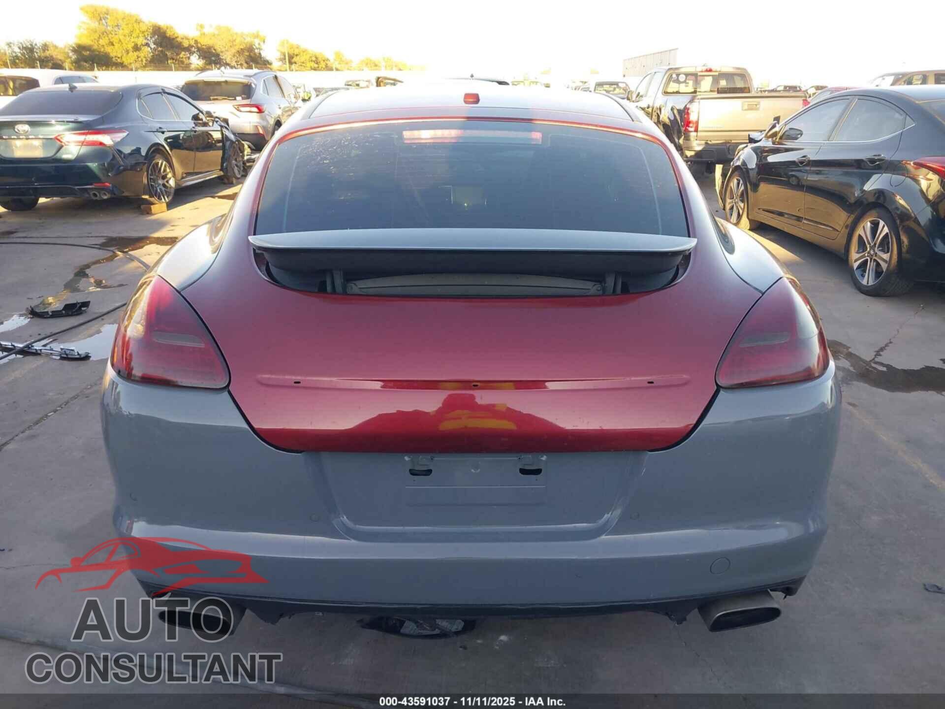 PORSCHE PANAMERA 2011 - WP0AA2A72BL012368