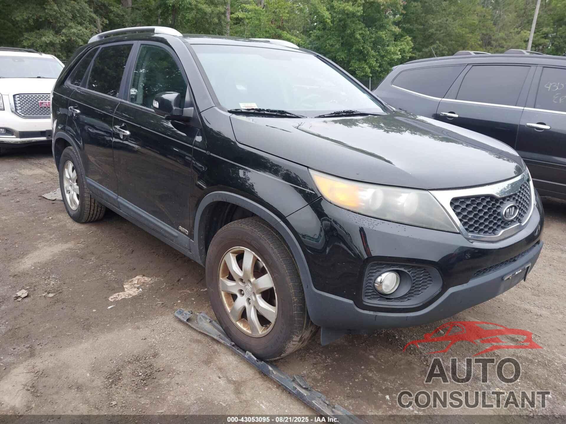 KIA SORENTO 2011 - 5XYKTDA11BG134978
