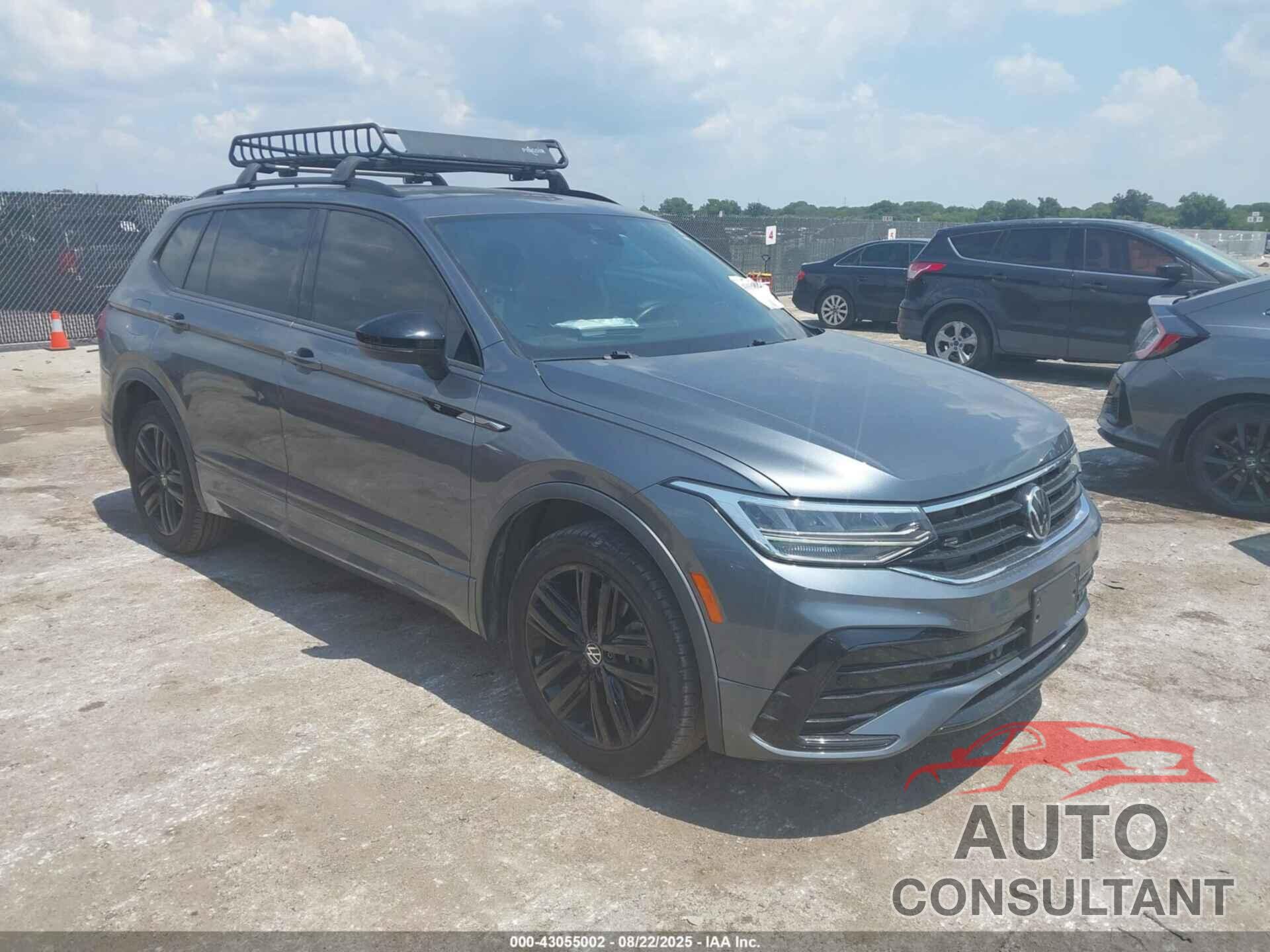 VOLKSWAGEN TIGUAN 2022 - 3VVCB7AX4NM132048