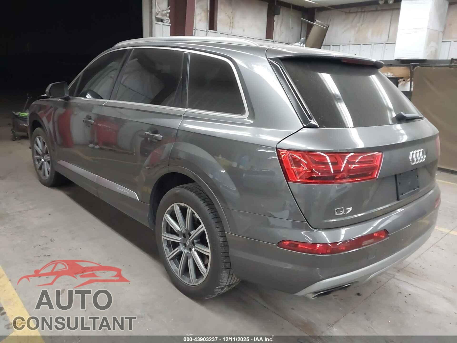 AUDI Q7 2019 - WA1LAAF72KD028327