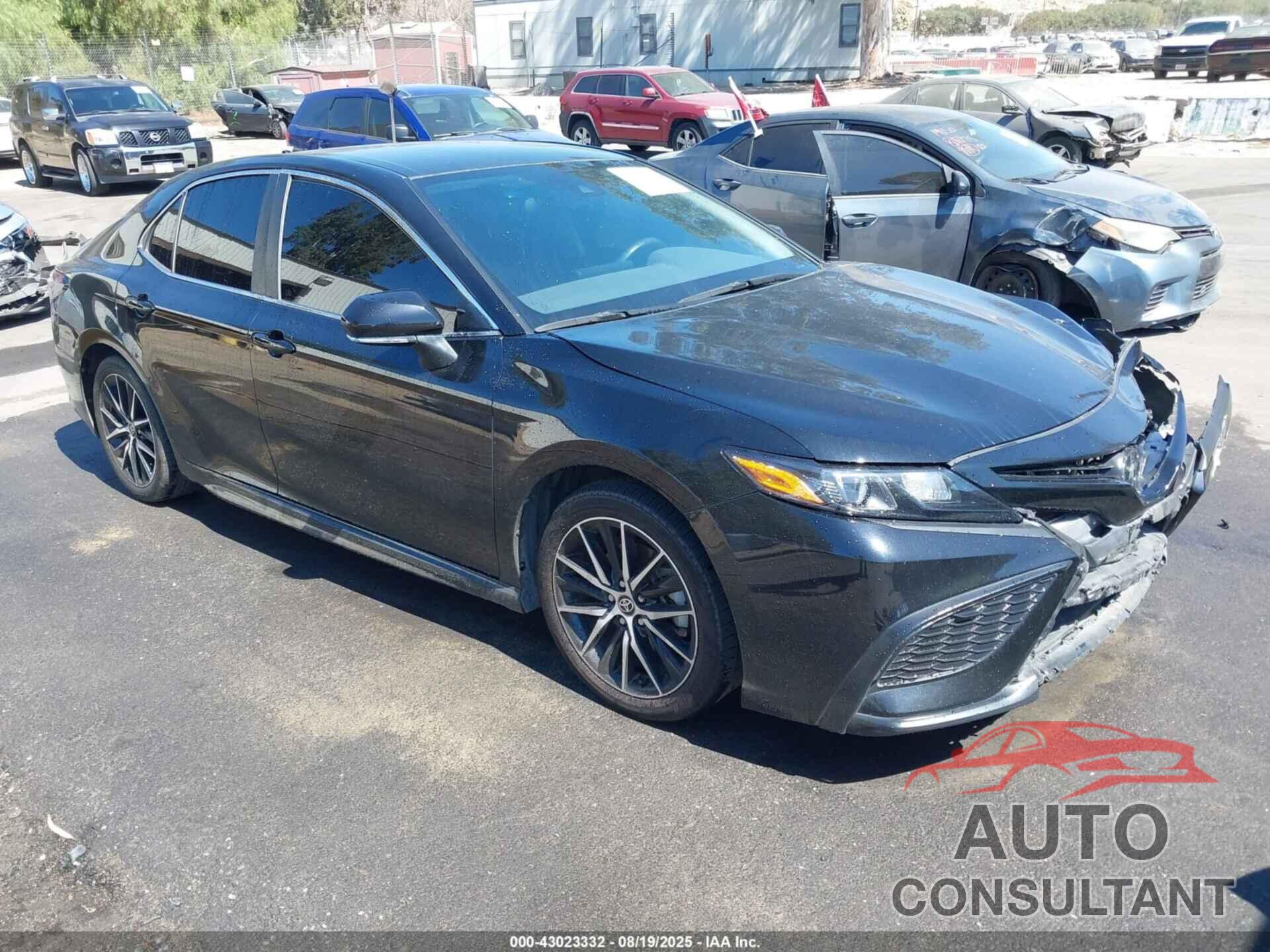 TOYOTA CAMRY 2023 - 4T1G11AK9PU777051
