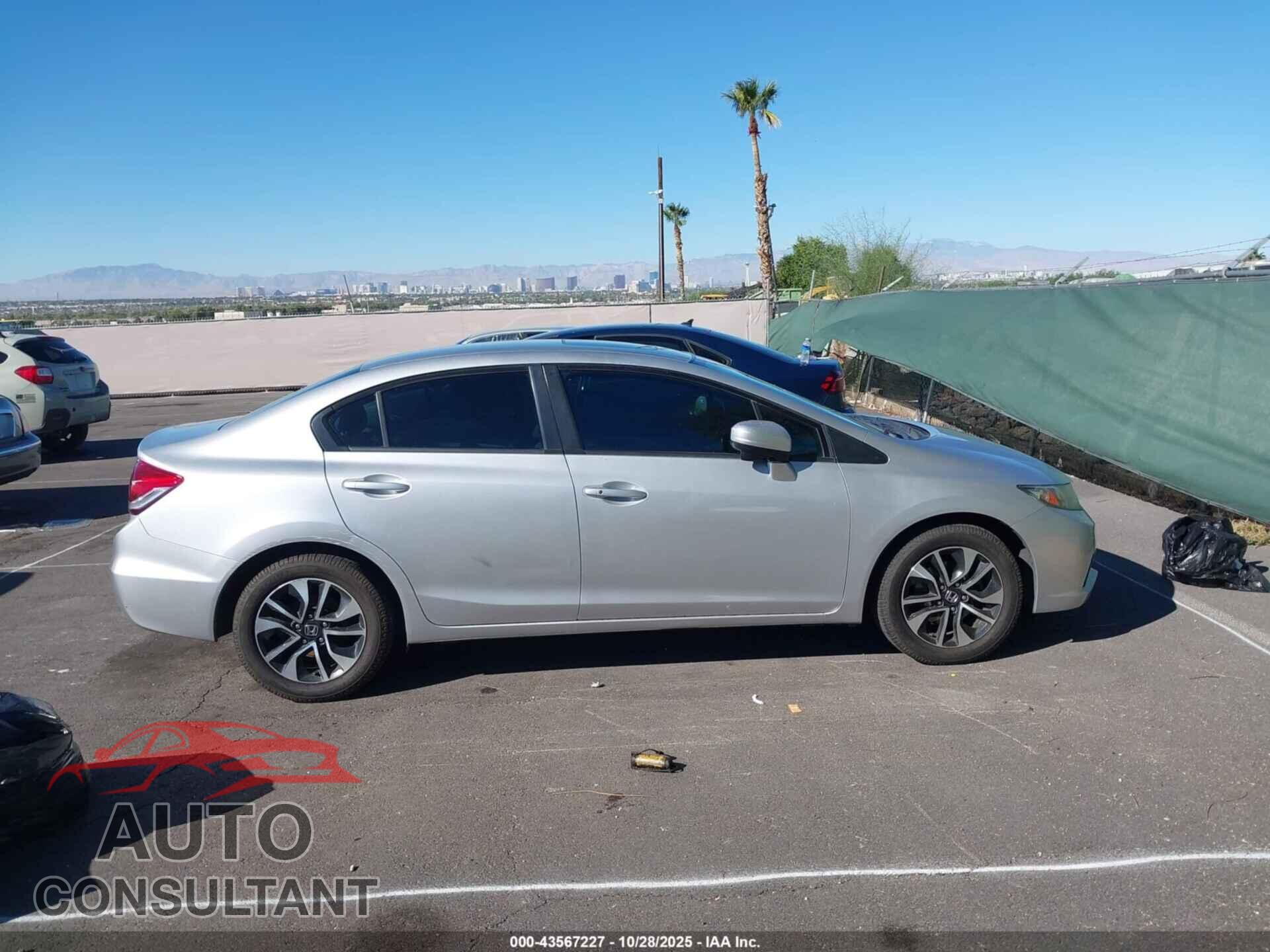 HONDA CIVIC 2015 - 19XFB2F87FE044302