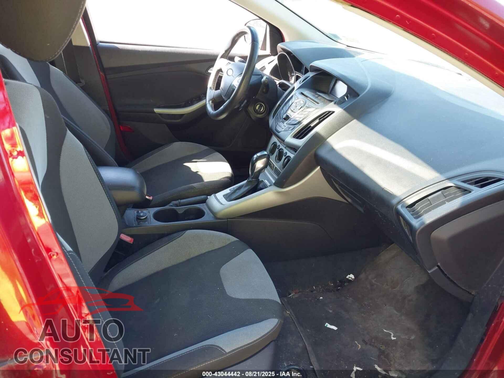 FORD FOCUS 2012 - 1FAHP3K2XCL307070