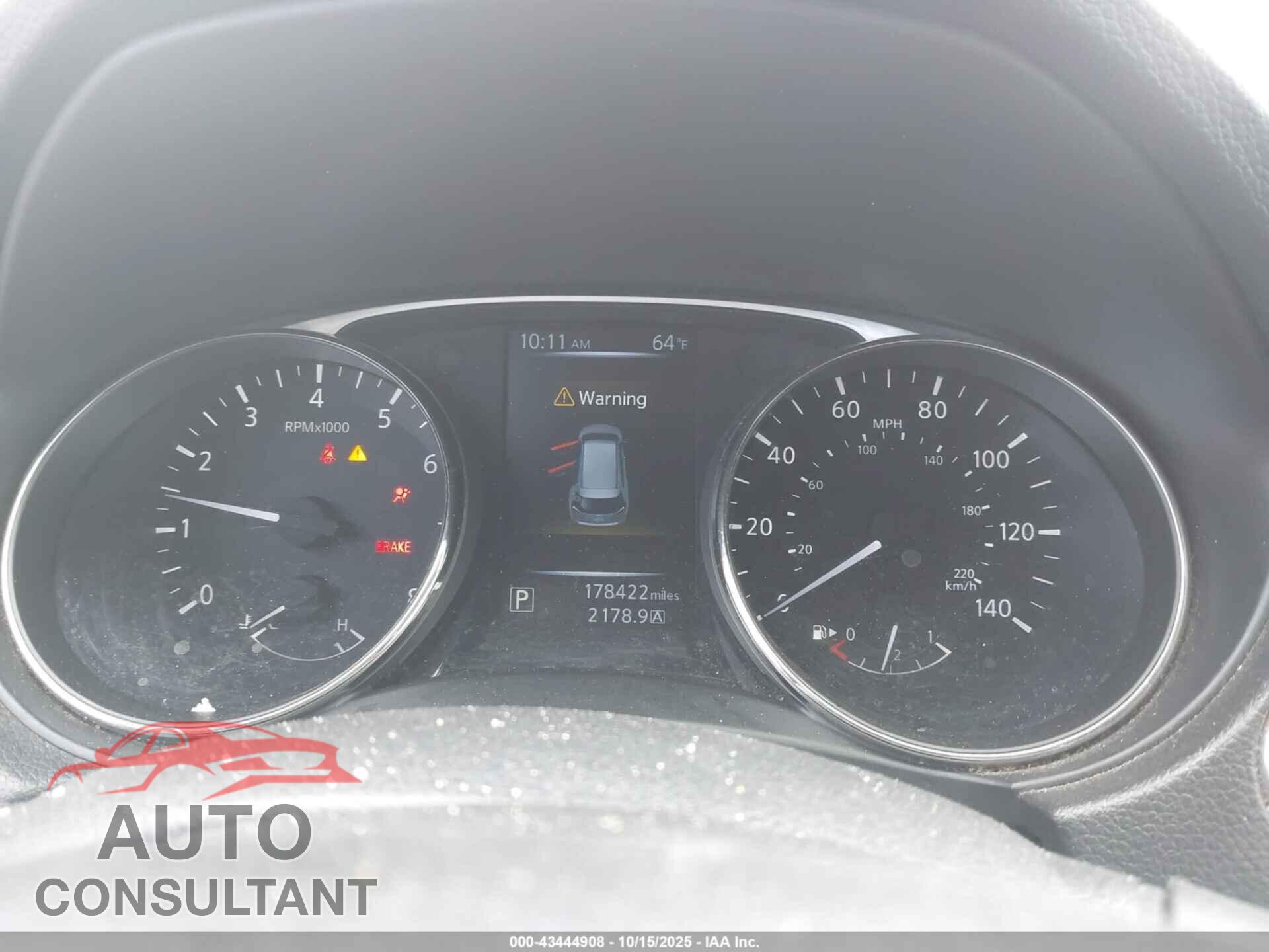 NISSAN ROGUE 2015 - KNMAT2MV1FP524058
