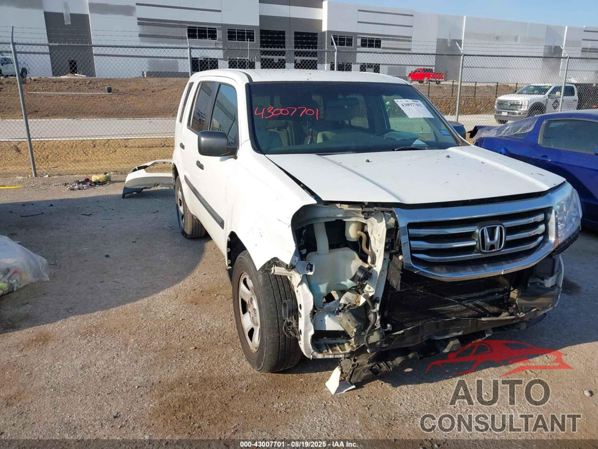 HONDA PILOT 2015 - 5FNYF3H27FB028526