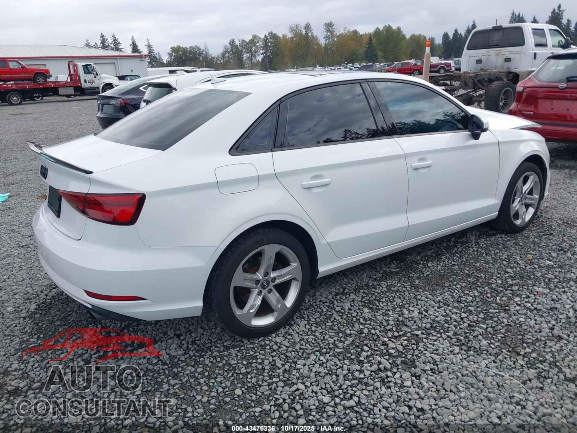 AUDI A3 2017 - WAUB8GFF1H1028687