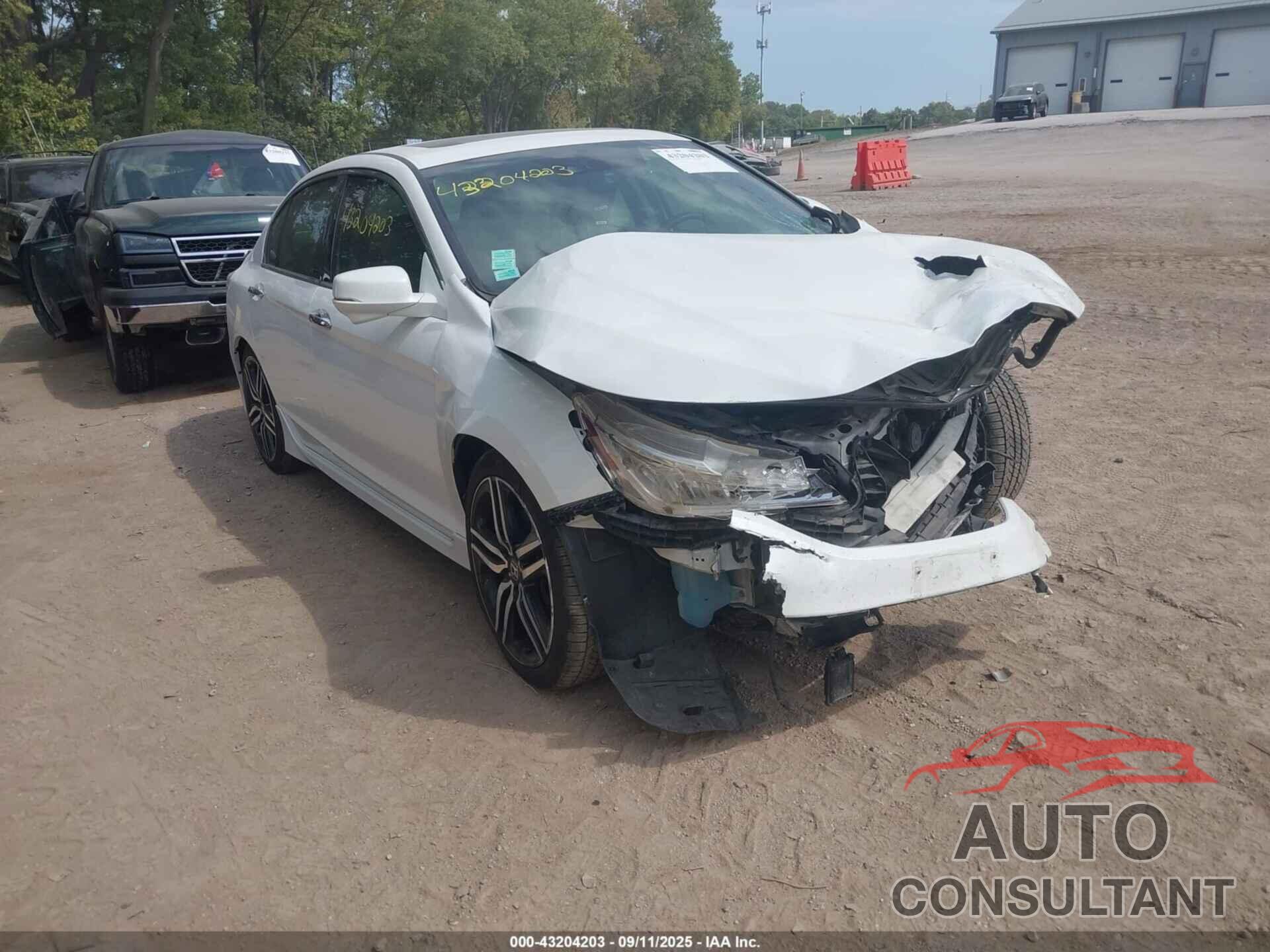 HONDA ACCORD 2017 - 1HGCR3F92HA010806