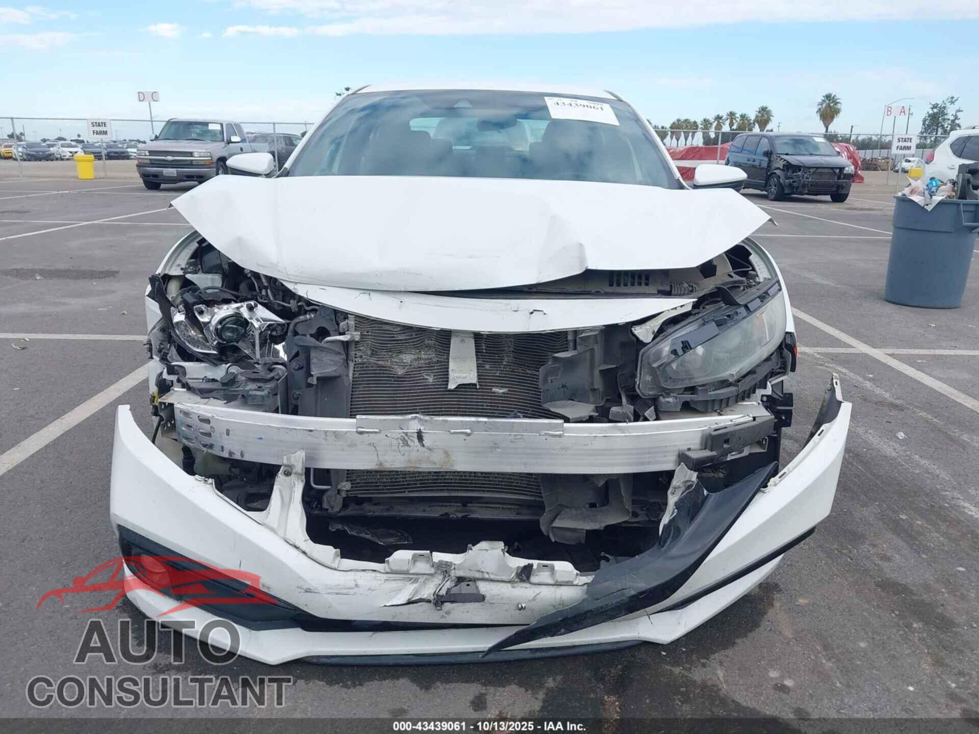 HONDA CIVIC 2019 - 2HGFC2F80KH557100