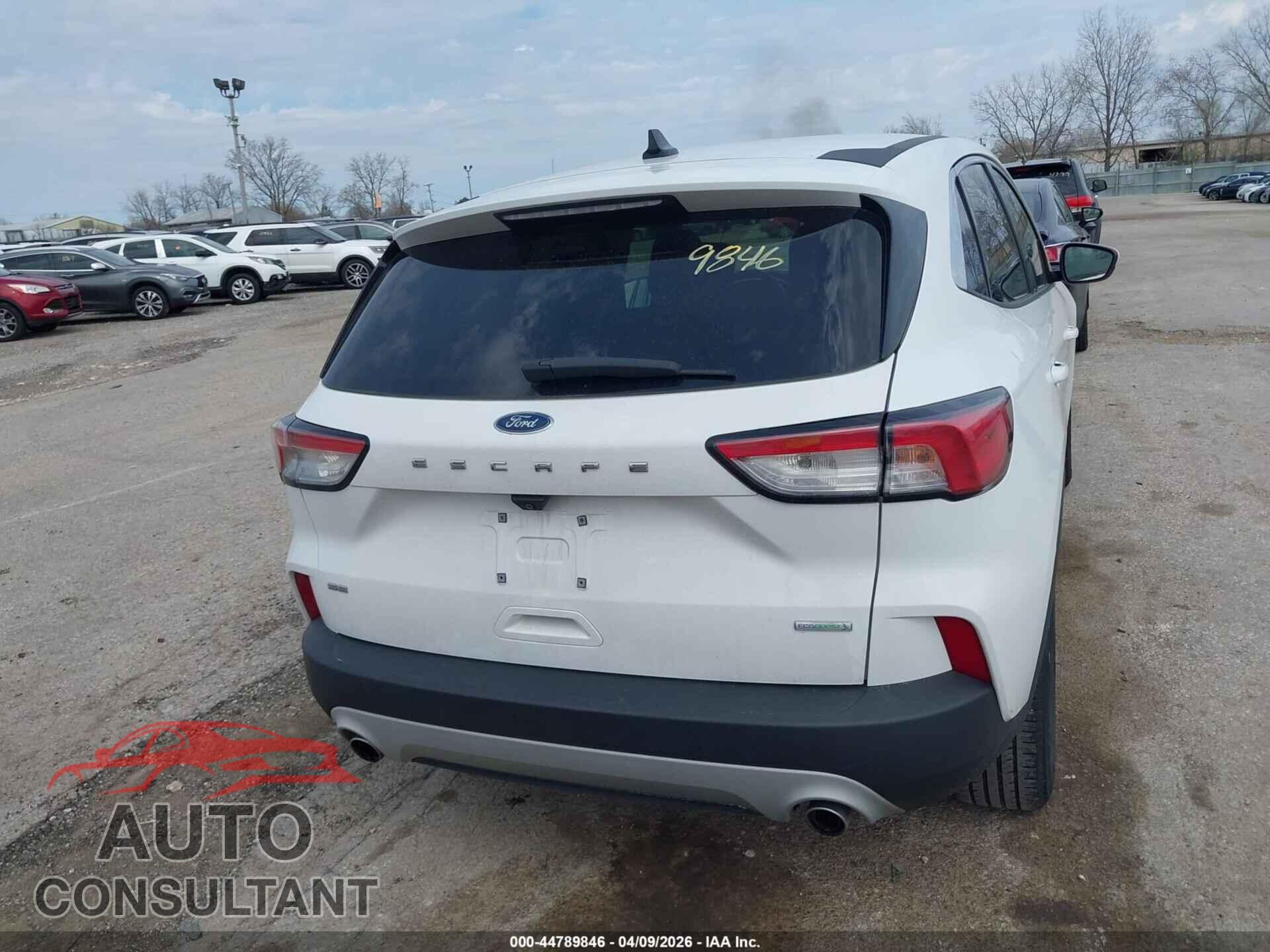 FORD ESCAPE 2020 - 1FMCU0G61LUA18737