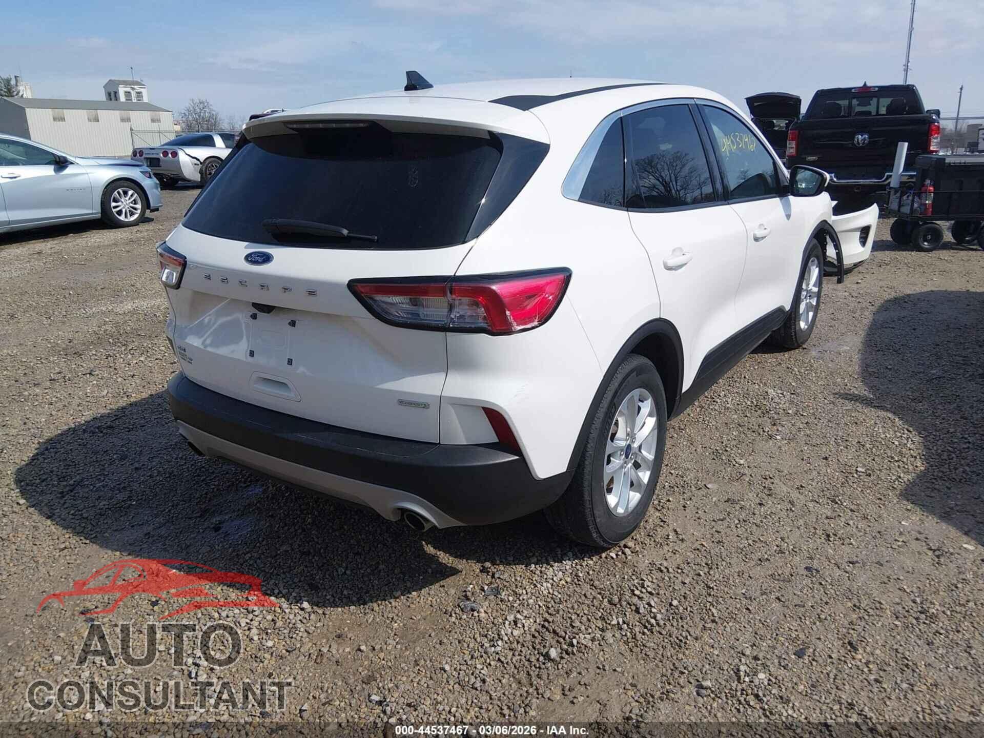 FORD ESCAPE 2020 - 1FMCU0G66LUA28275