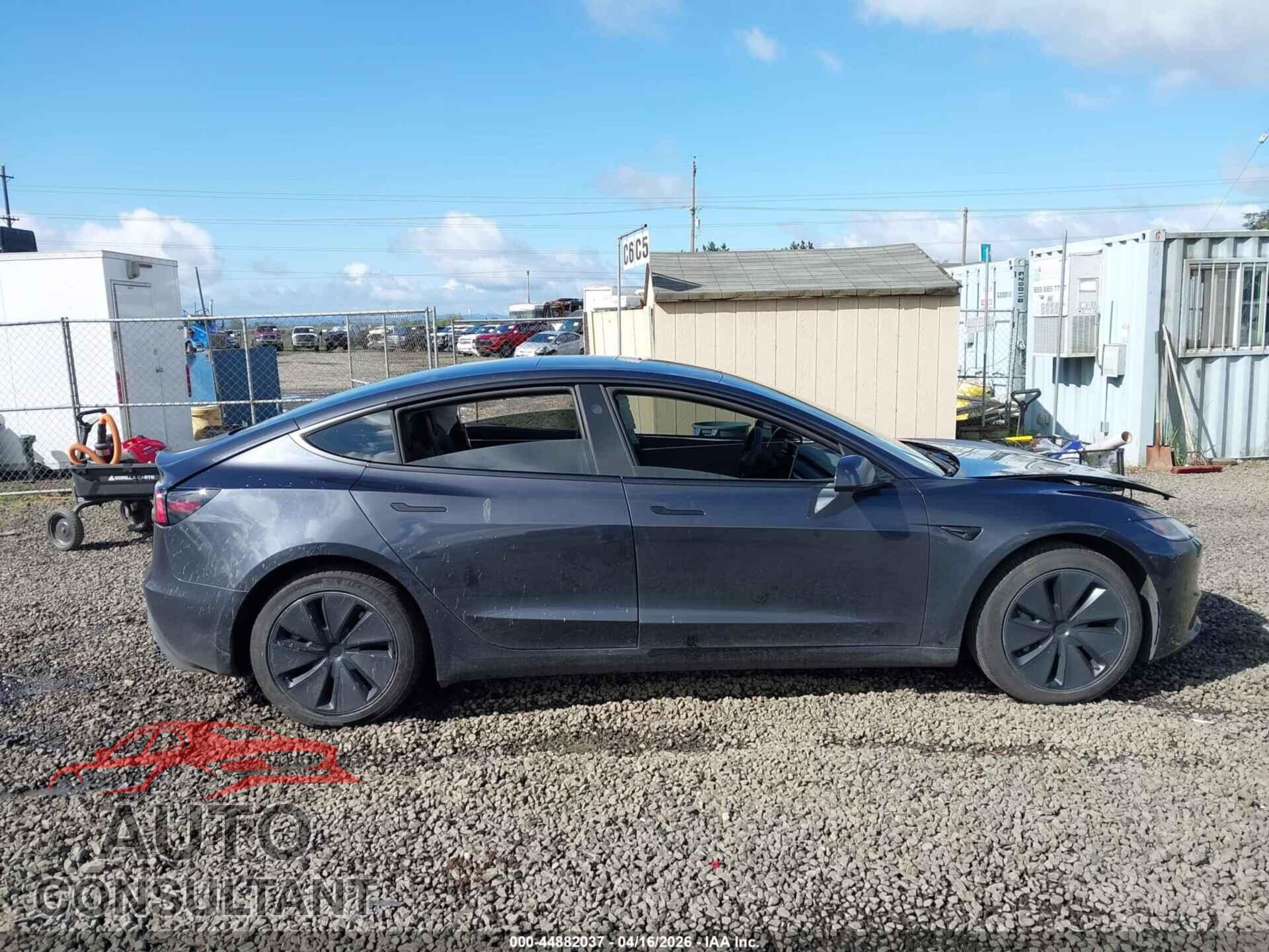 TESLA MODEL 3 2024 - 5YJ3E1EA7RF867660