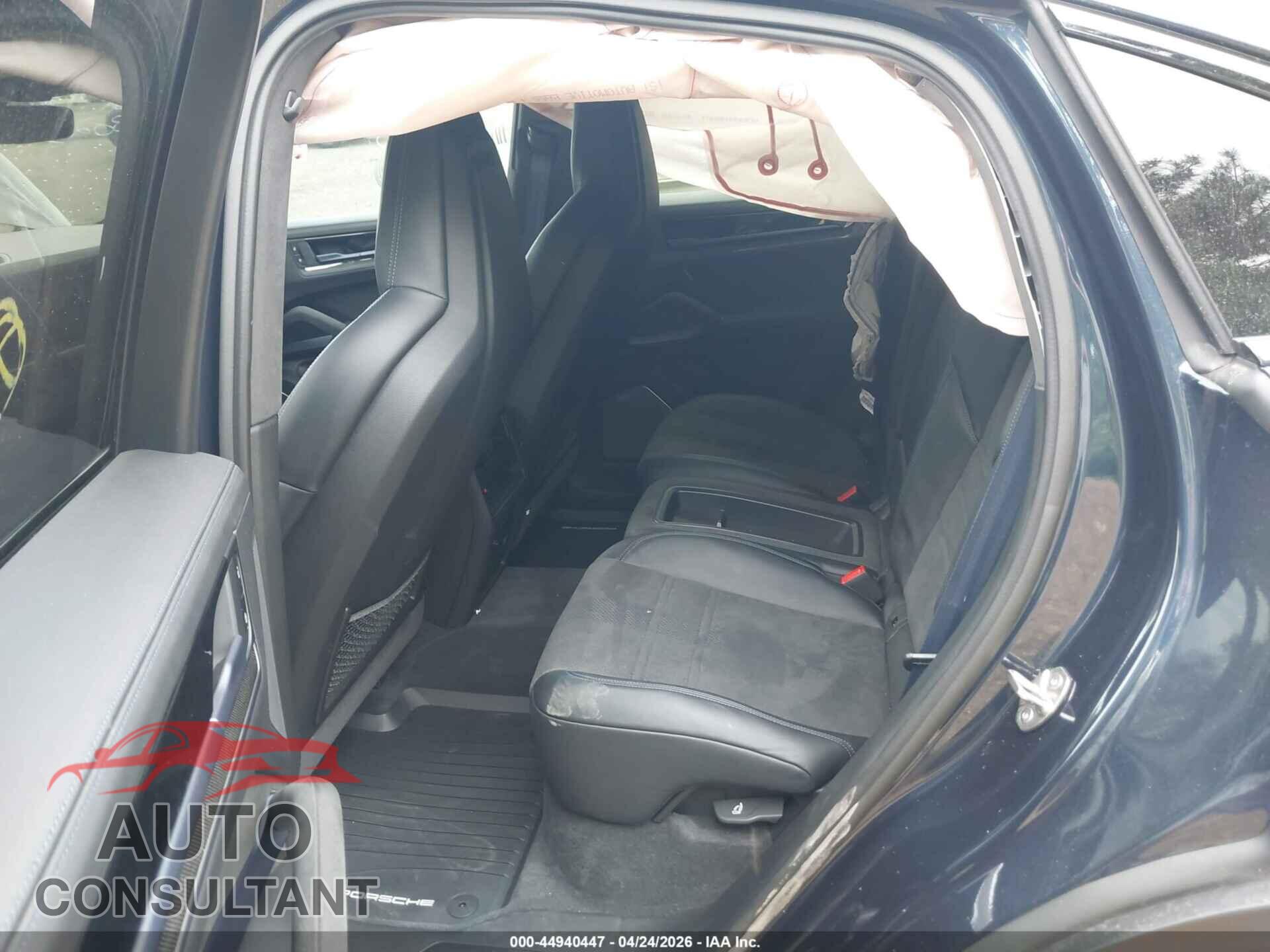 PORSCHE CAYENNE COUPE 2024 - WP1BK2AY2RDA73023