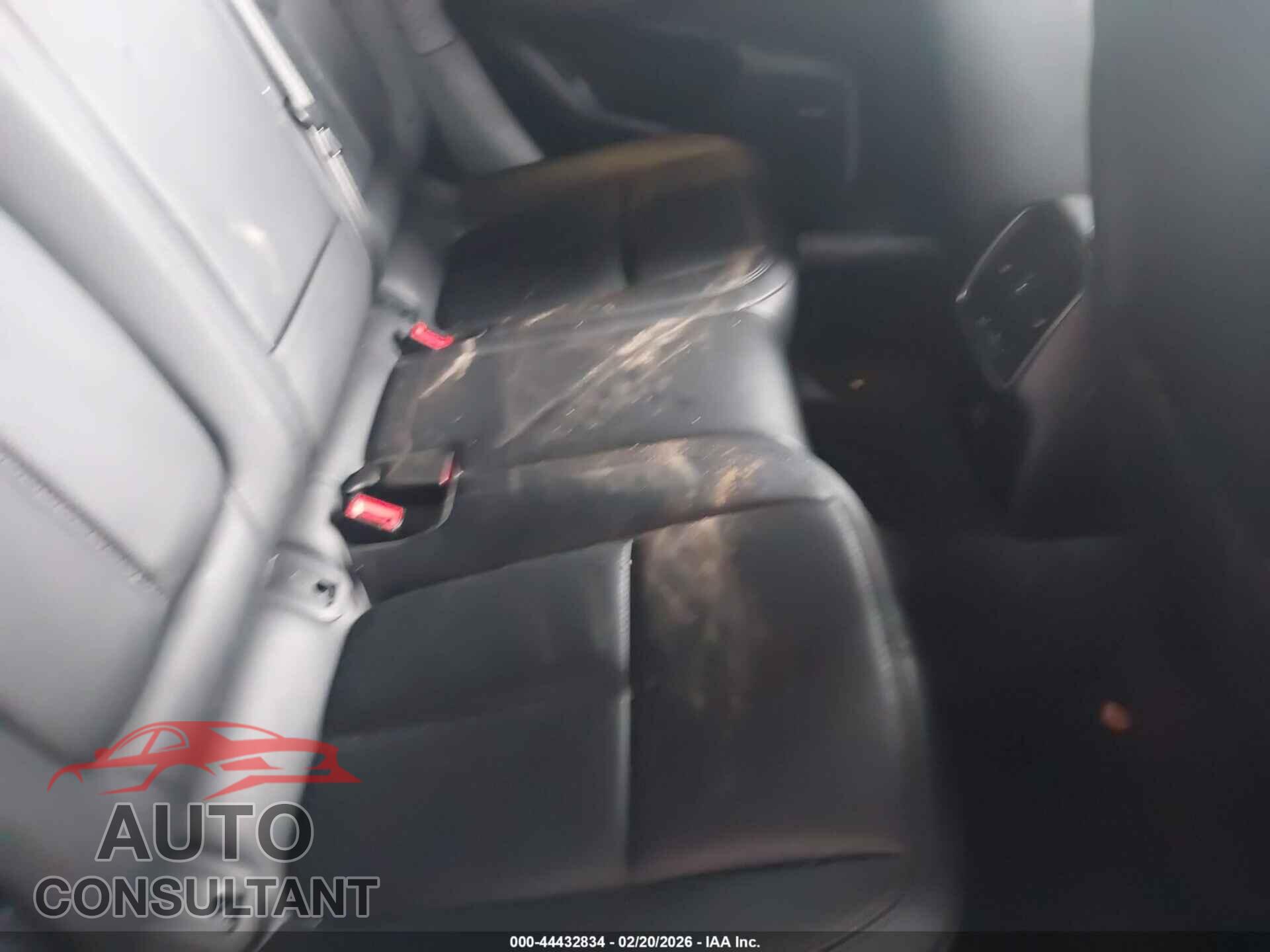 PORSCHE MACAN 2018 - WP1AA2A55JLB10743