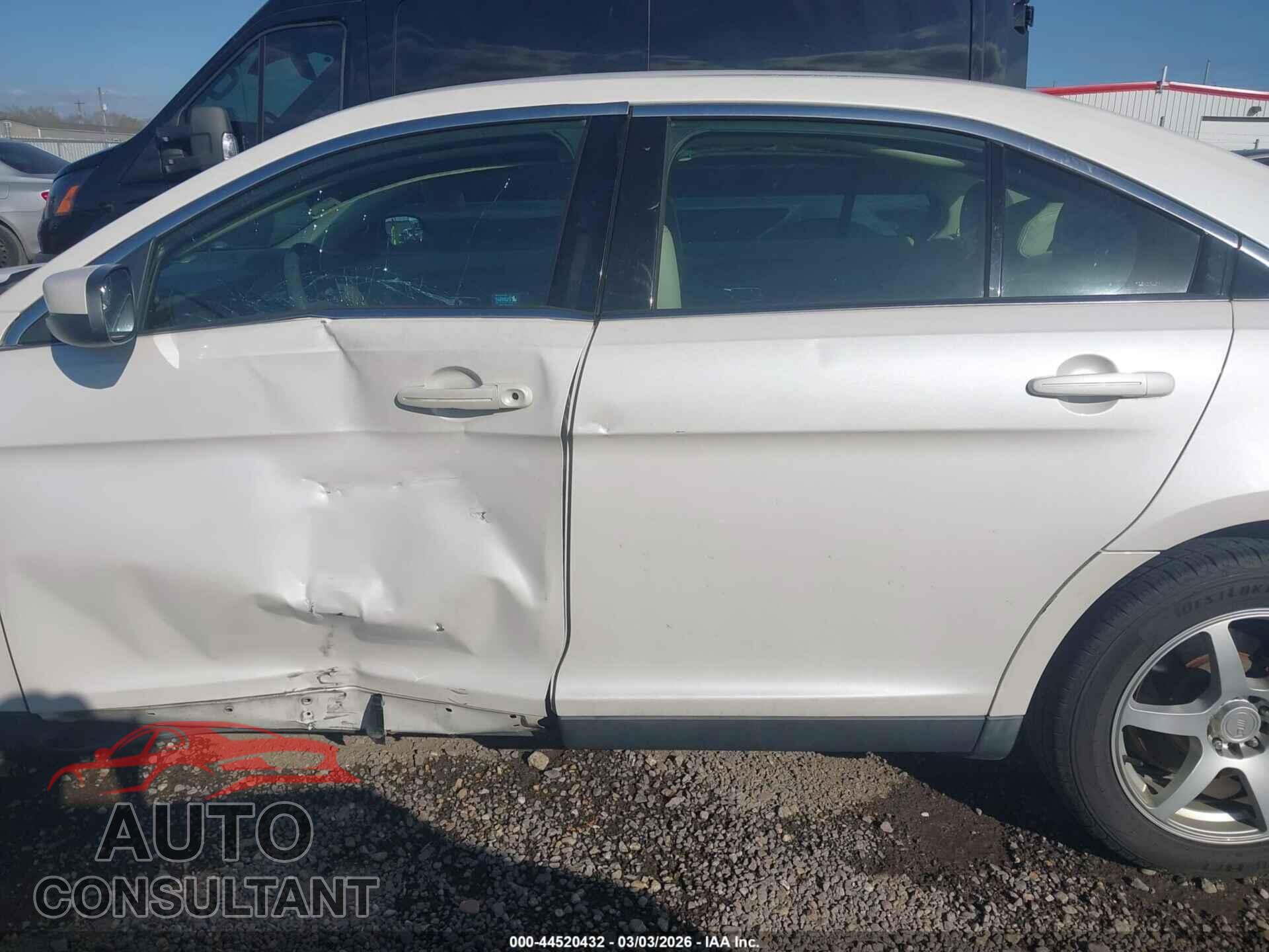 FORD TAURUS 2012 - 1FAHP2EW9CG112093