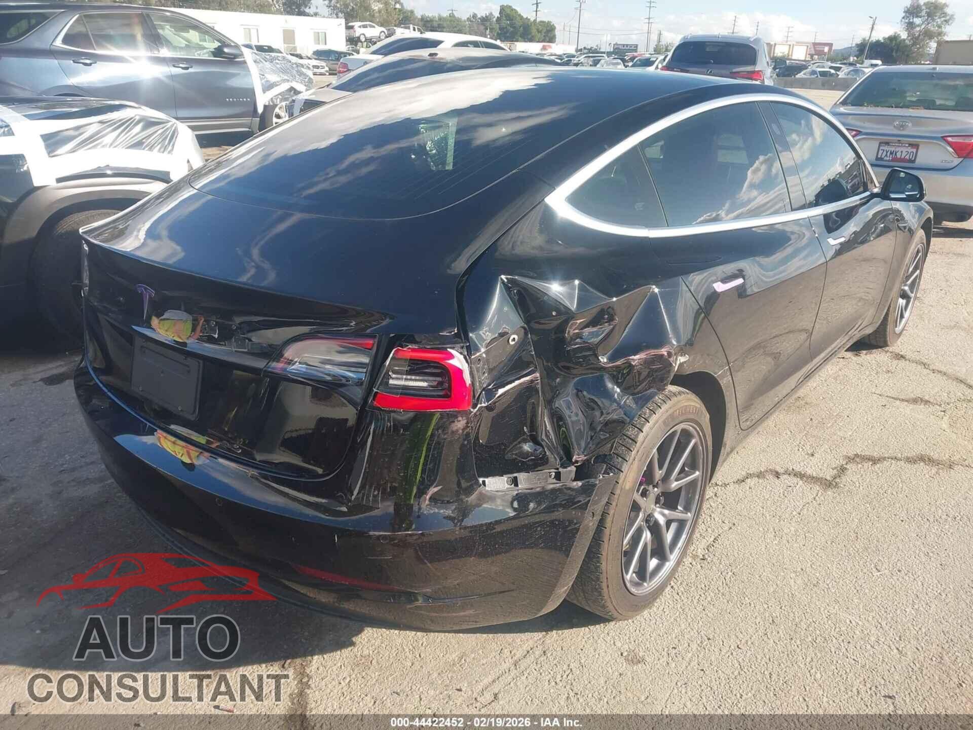 TESLA MODEL 3 2019 - 5YJ3E1EA8KF296685