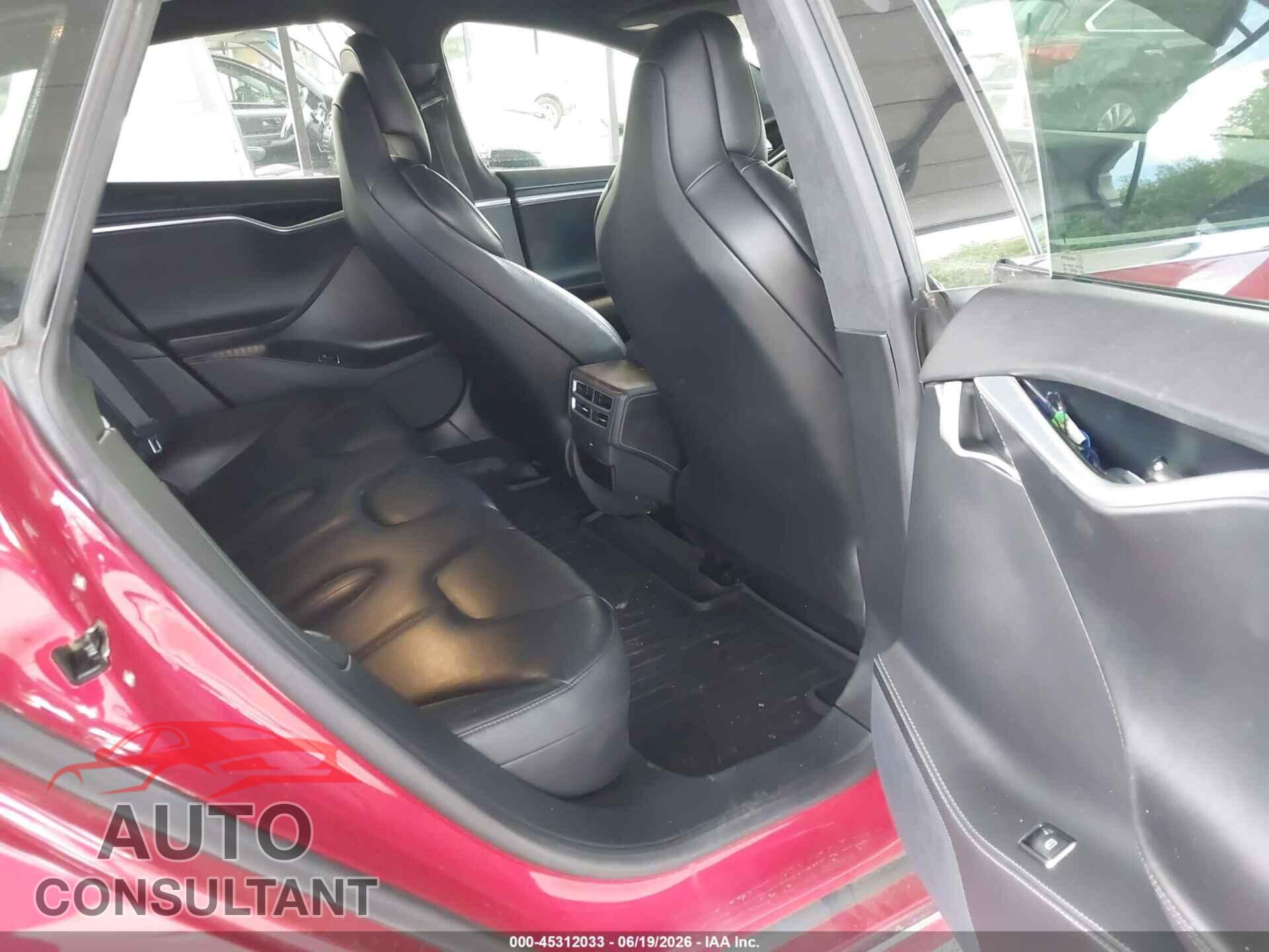 TESLA MODEL S 2017 - 5YJSA1E25HF201153