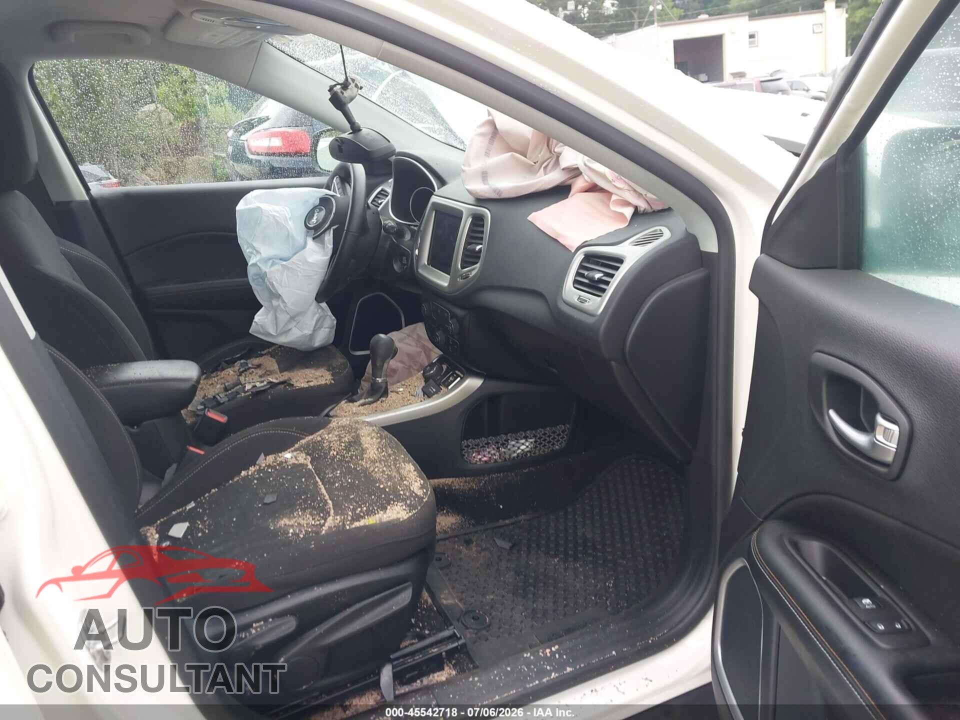 JEEP COMPASS 2020 - 3C4NJDAB1LT239428