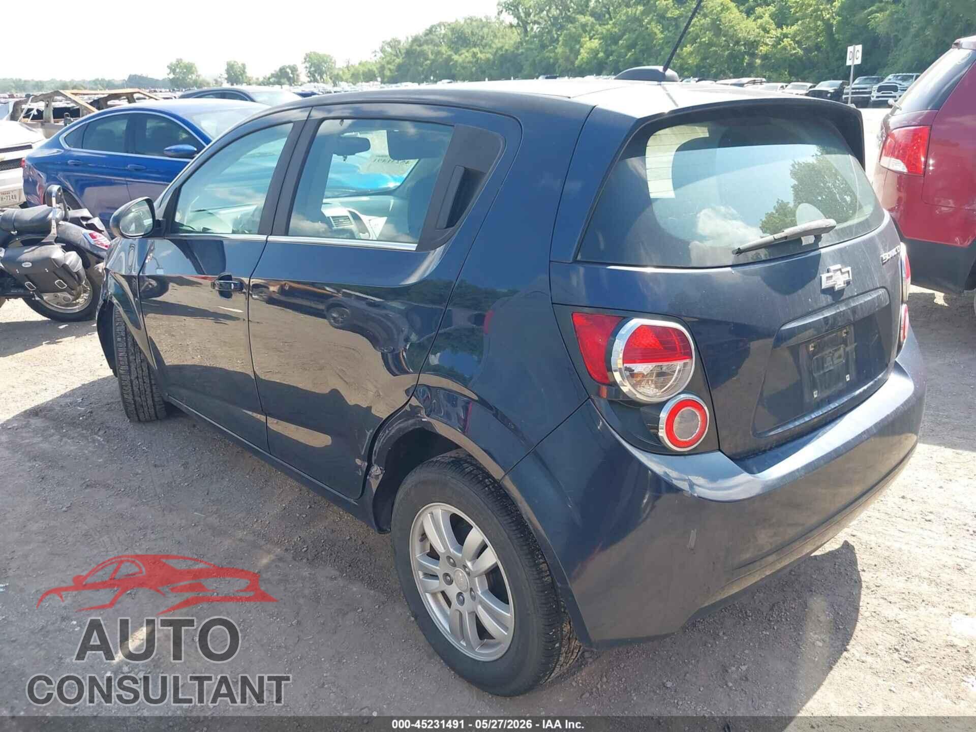CHEVROLET SONIC 2016 - 1G1JC6SH9G4153165