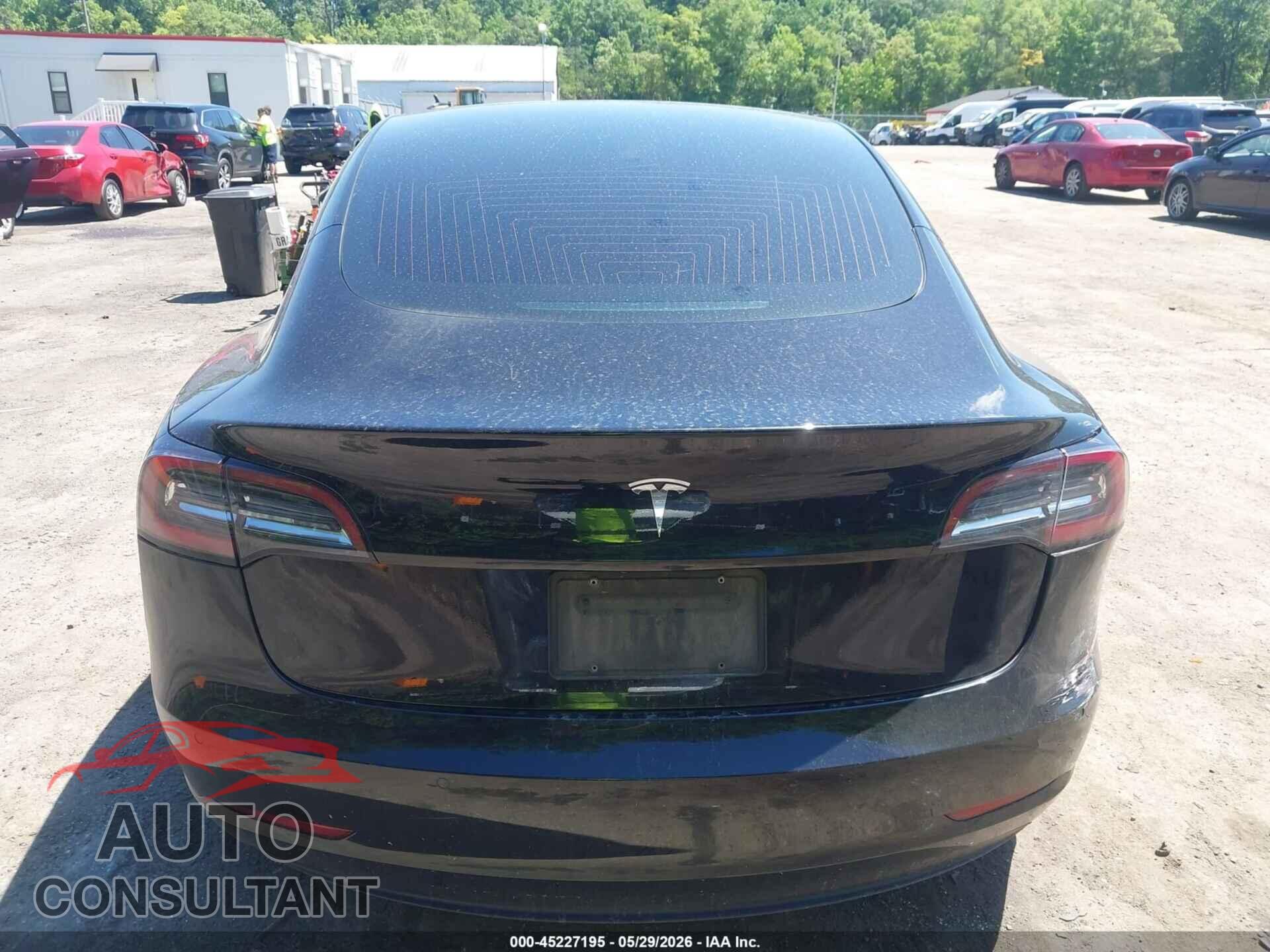 TESLA MODEL 3 2020 - 5YJ3E1EA4LF796571