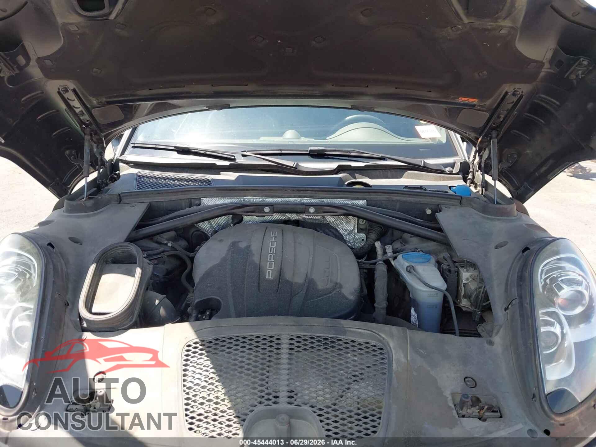 PORSCHE MACAN 2017 - WP1AA2A59HLB05569