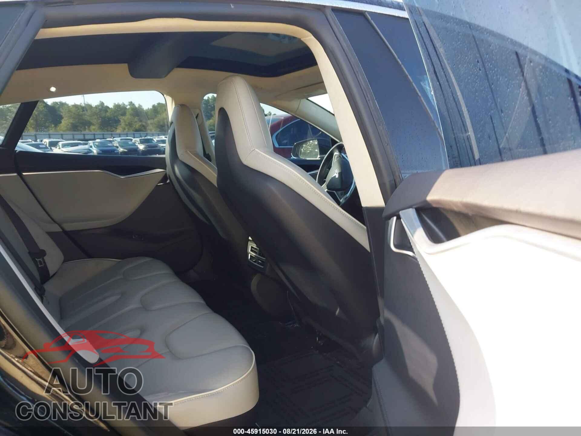 TESLA MODEL S 2013 - 5YJSA1DP9DFP12596