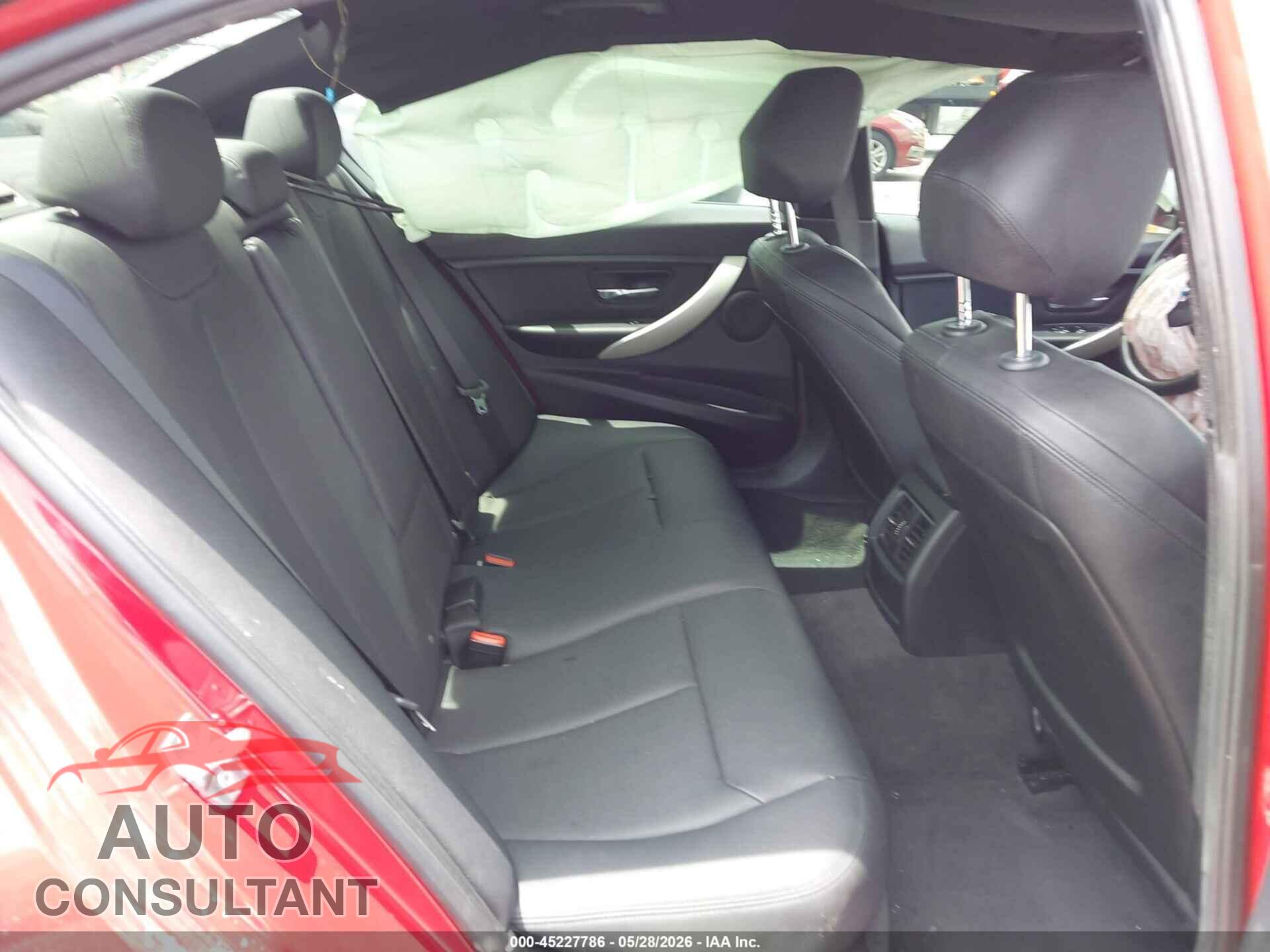 BMW 320I 2016 - WBA8E1G5XGNU11296