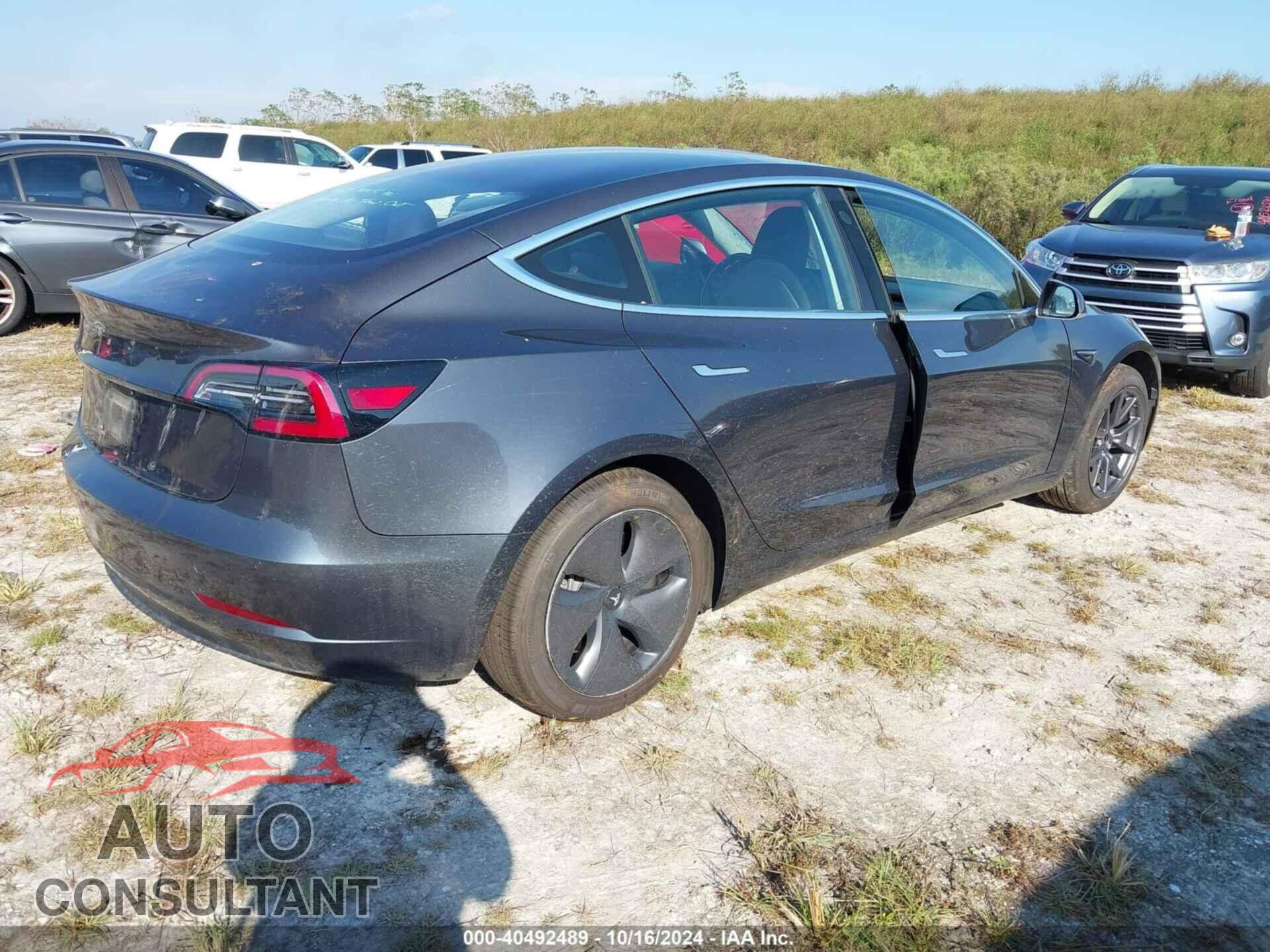 TESLA MODEL 3 2018 - 5YJ3E1EA6JF034579