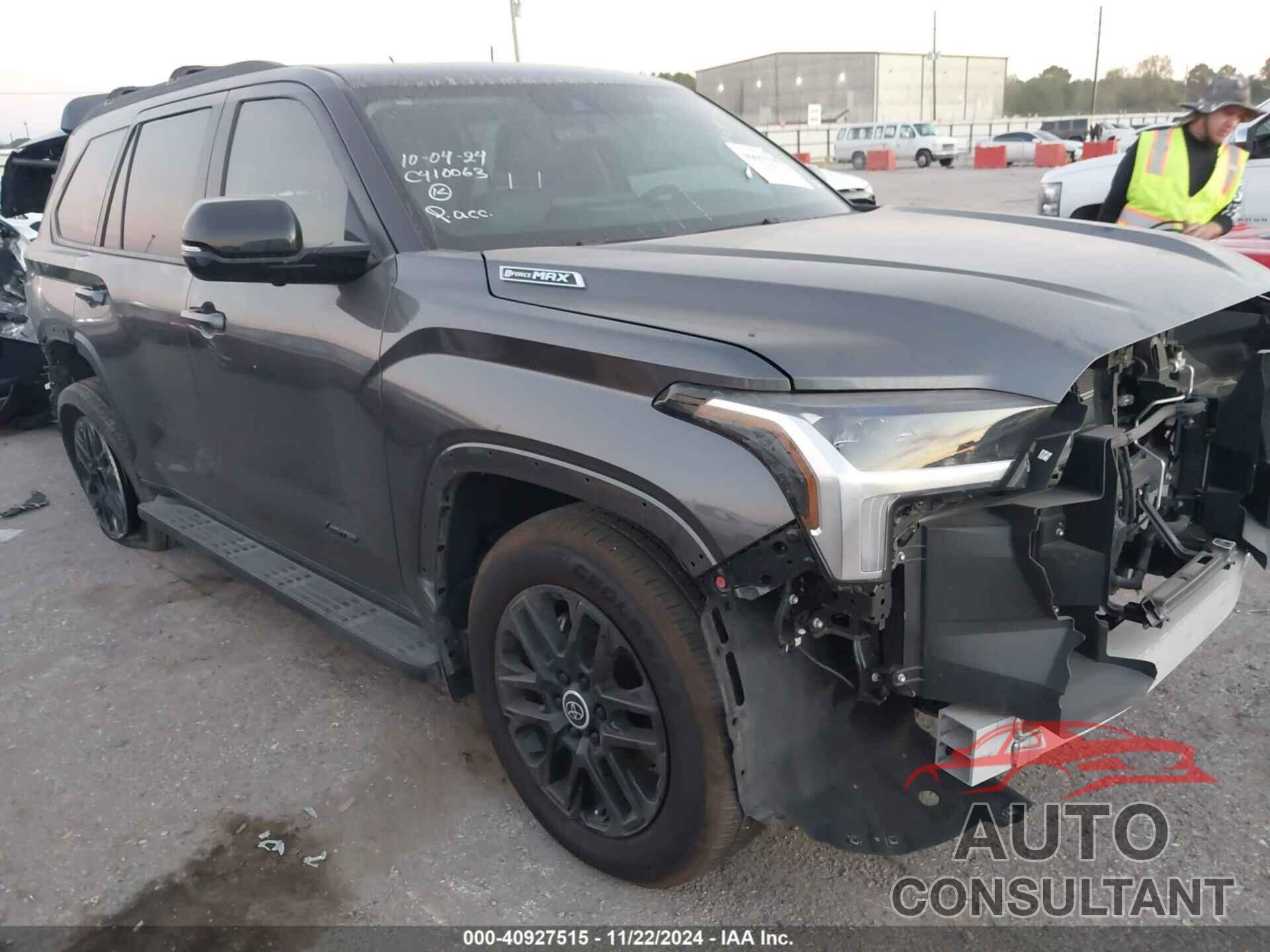 TOYOTA SEQUOIA 2024 - 7SVAAABA0RX040473