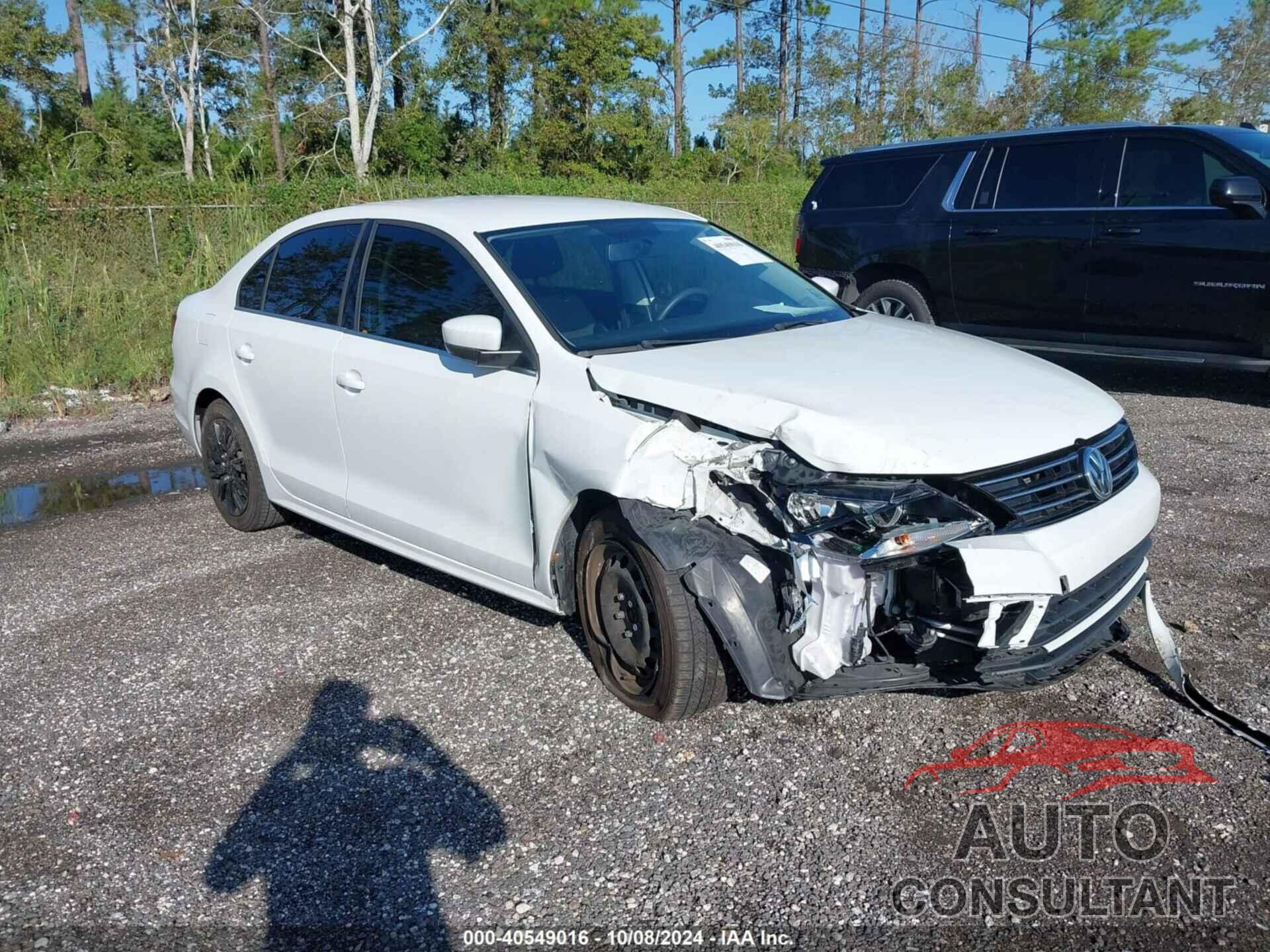 VOLKSWAGEN JETTA 2017 - 3VW2B7AJ5HM330371