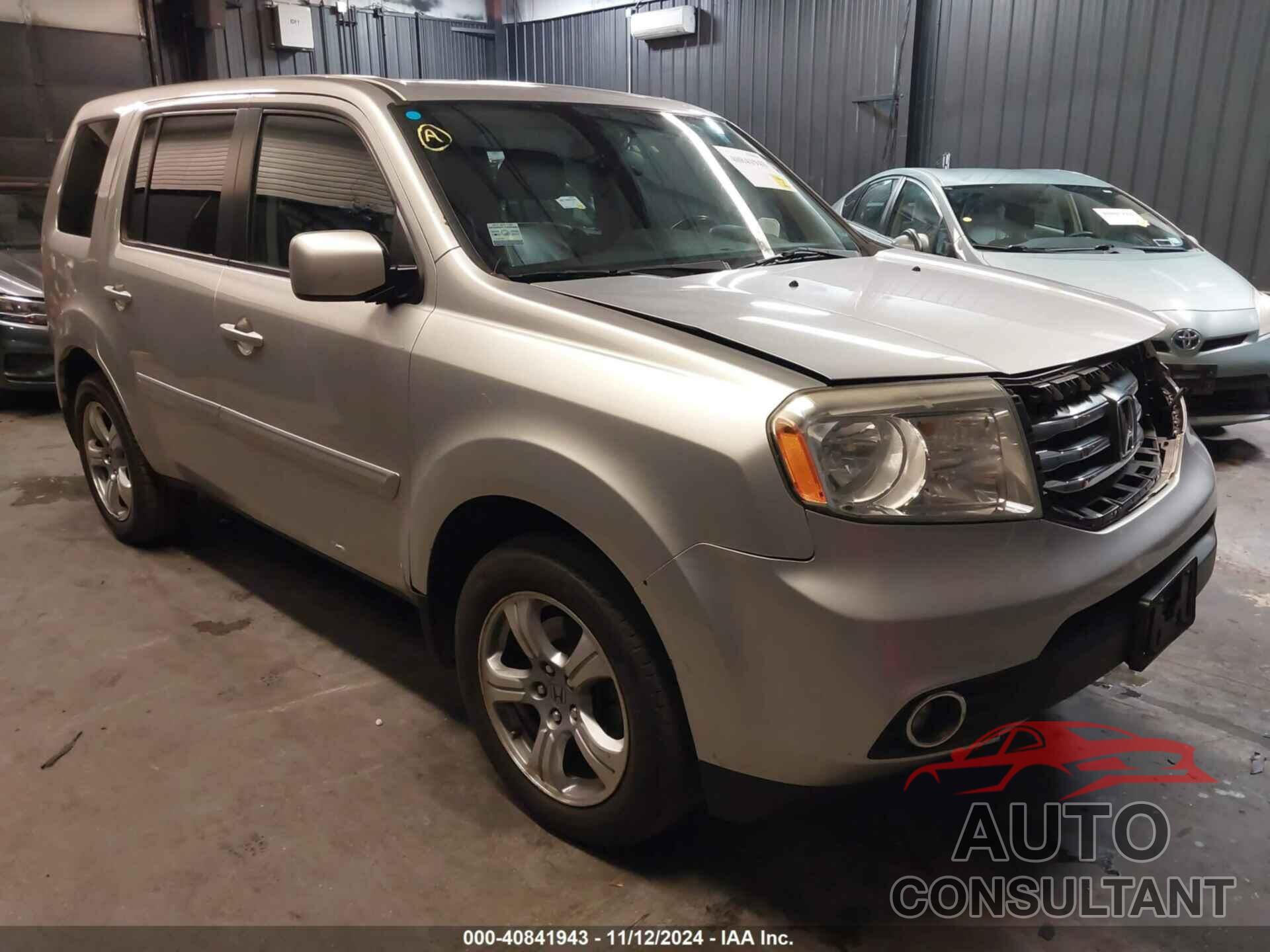 HONDA PILOT 2014 - 5FNYF4H59EB001715