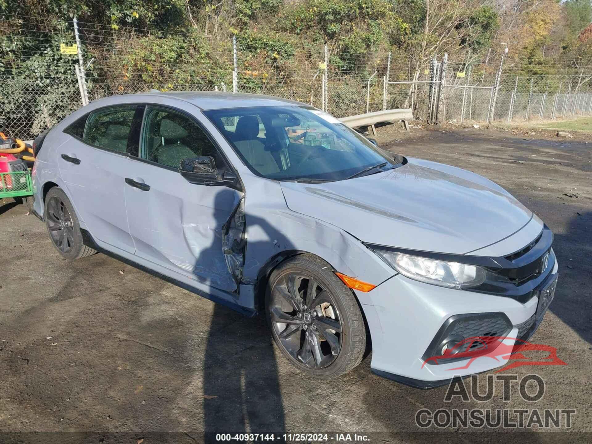 HONDA CIVIC 2018 - SHHFK7G41JU239029