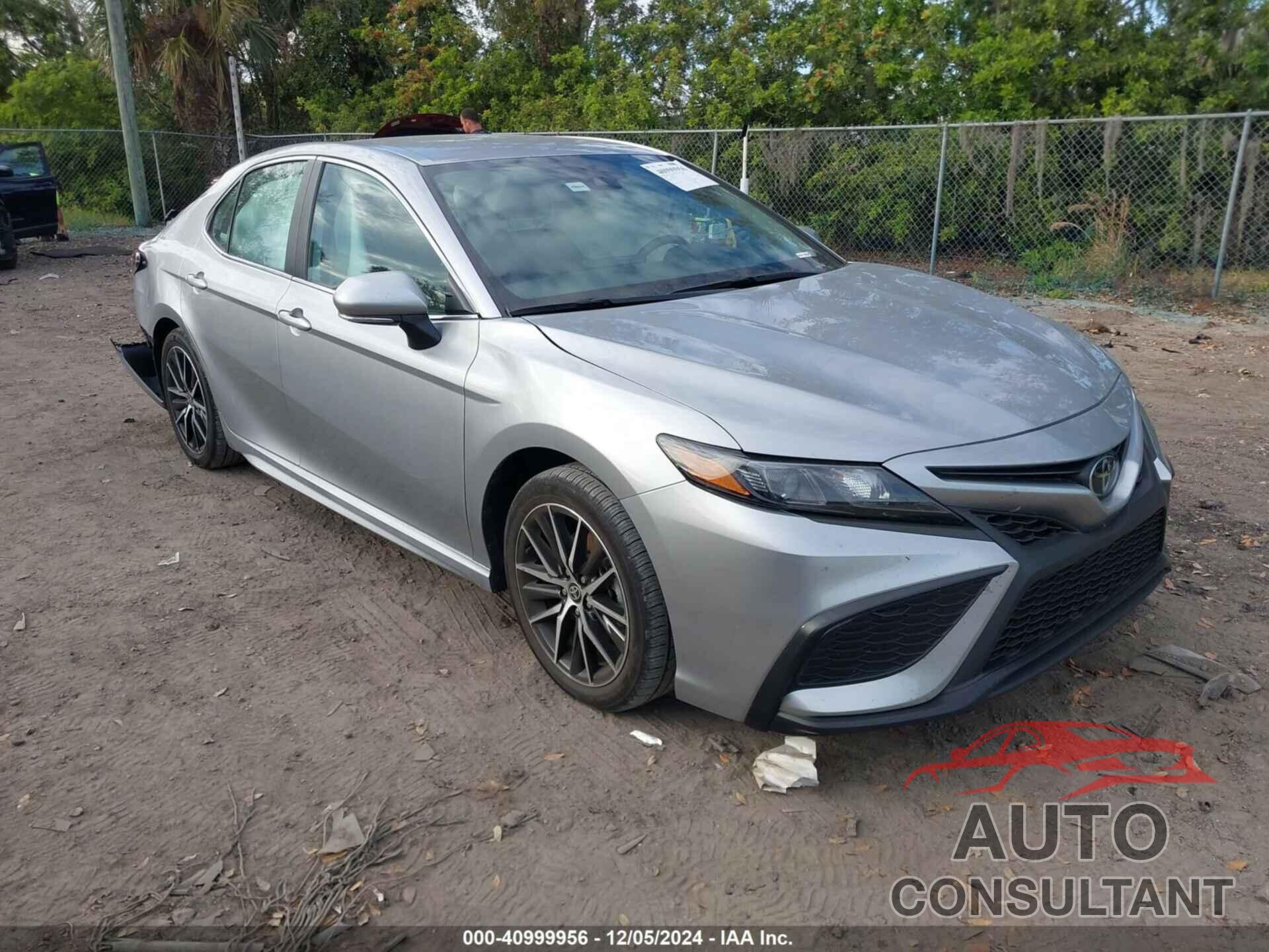 TOYOTA CAMRY 2024 - 4T1G11AK1RU894819