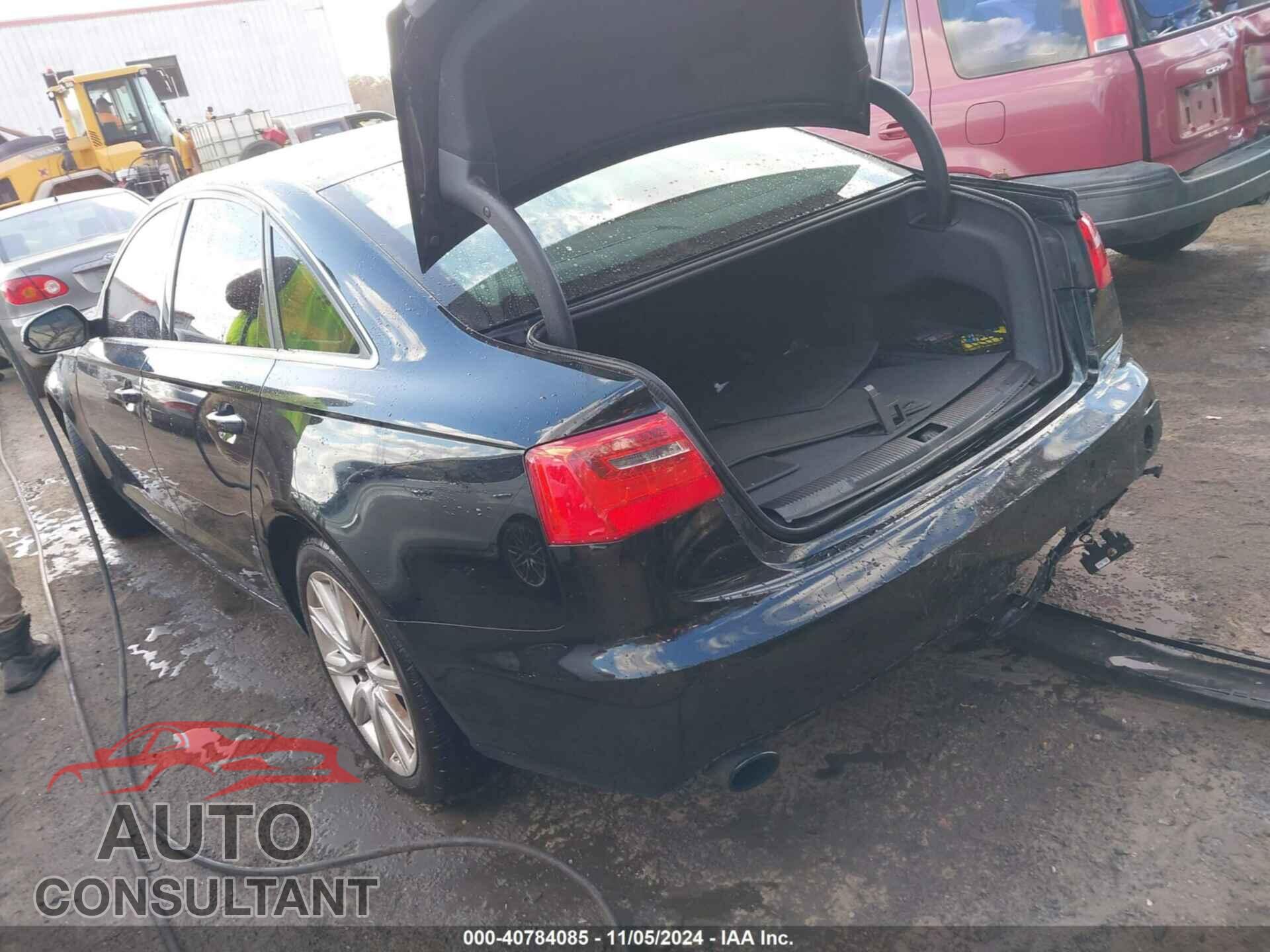 AUDI A6 2013 - WAUGFAFC4DN032122